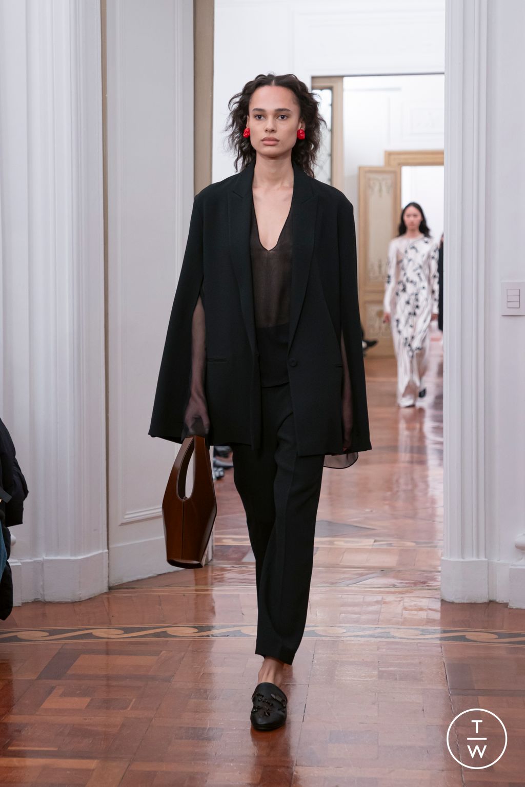 Fashion Week Milan Fall/Winter 2025 look 12 from the Alberta Ferretti collection womenswear