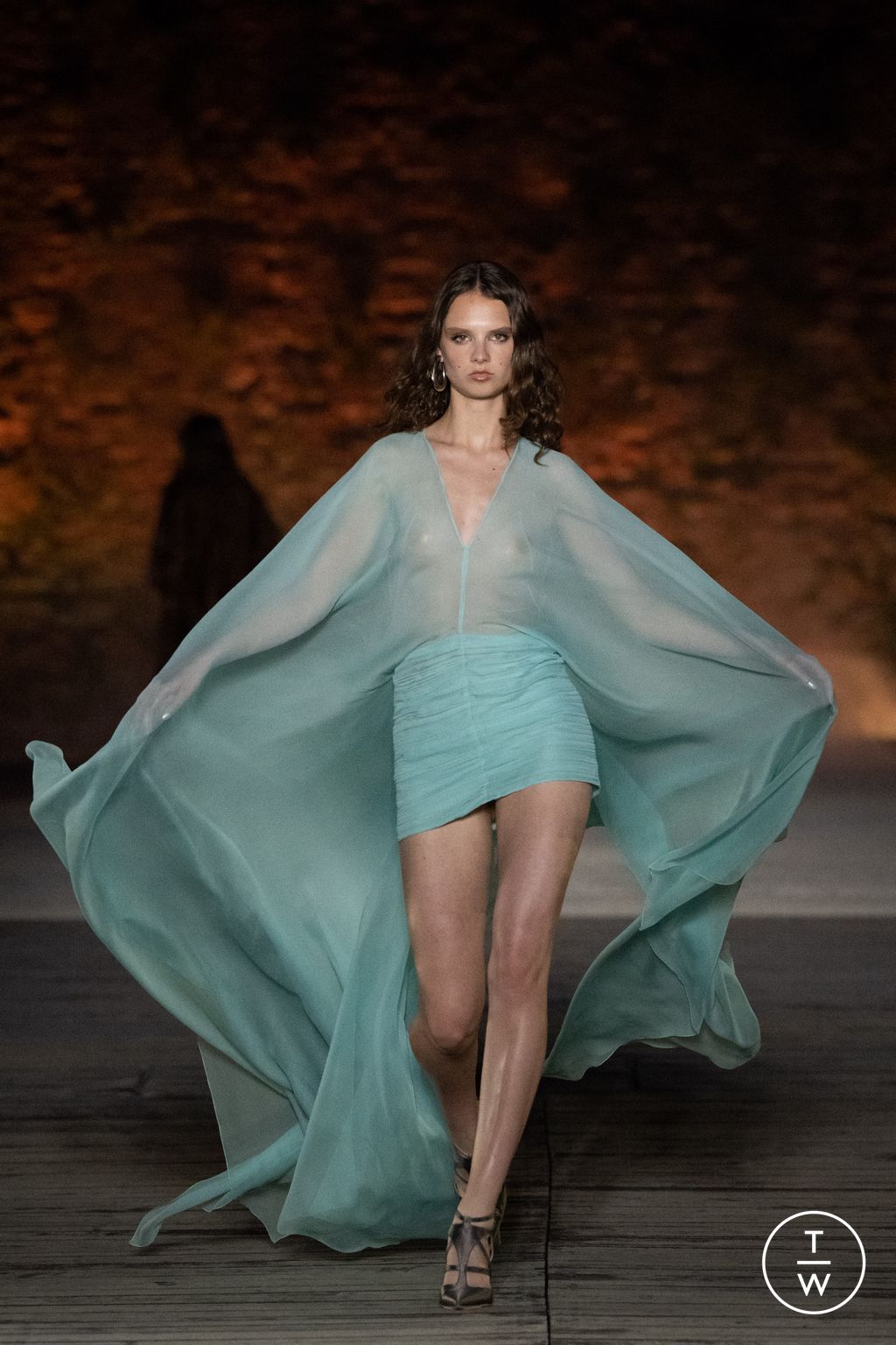 Fashion Week Milan Resort 2024 look 29 from the Alberta Ferretti collection womenswear