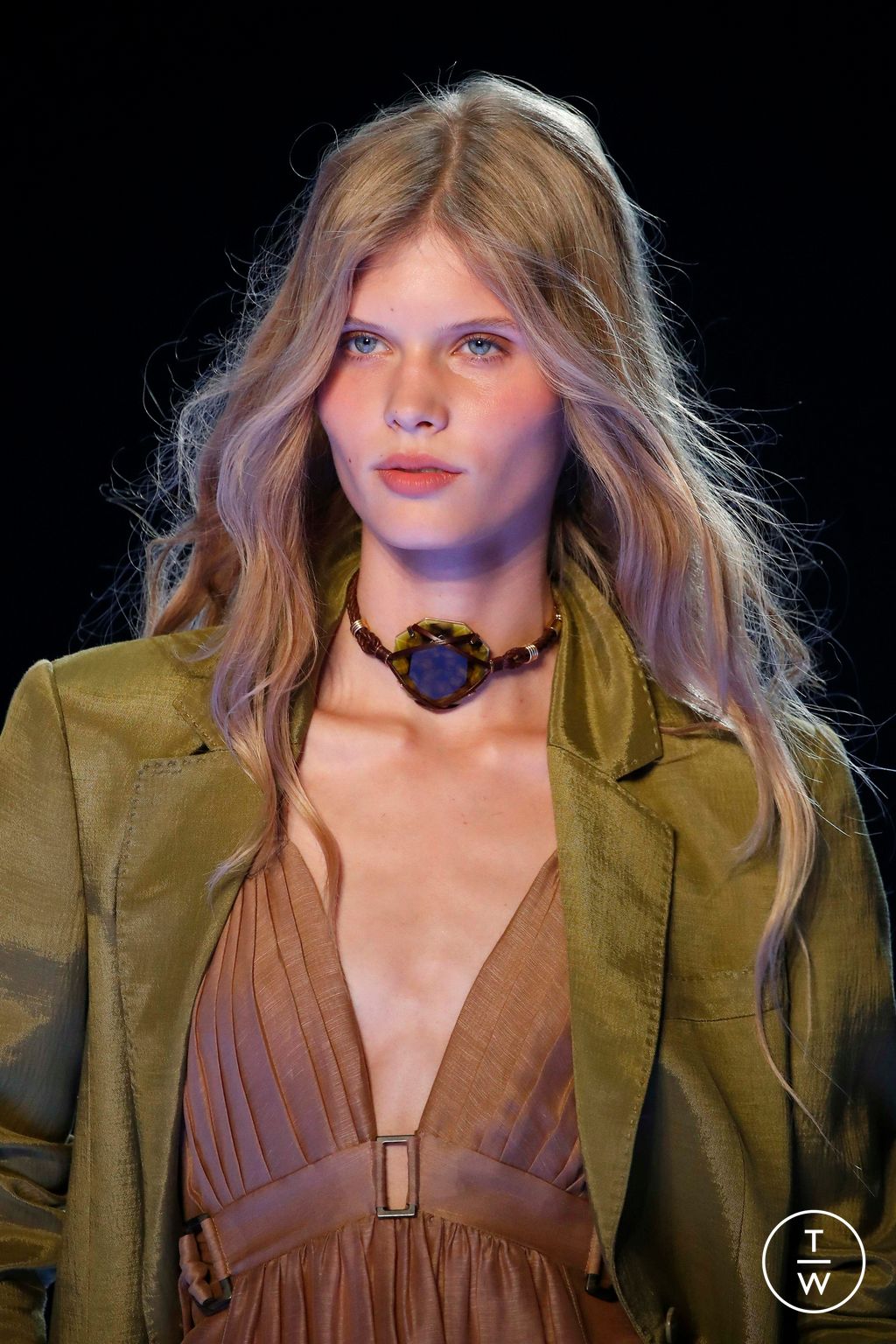 Fashion Week Milan Spring/Summer 2023 look 12 from the Alberta Ferretti collection womenswear accessories