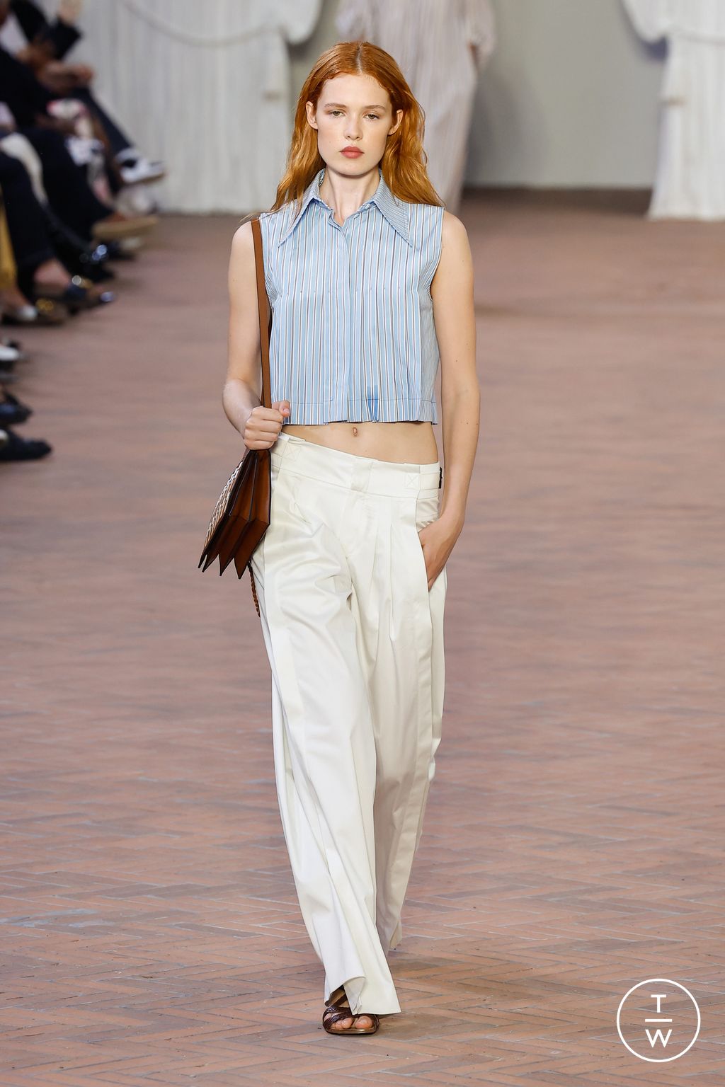 Fashion Week Milan Spring/Summer 2024 look 12 from the Alberta Ferretti collection 女装
