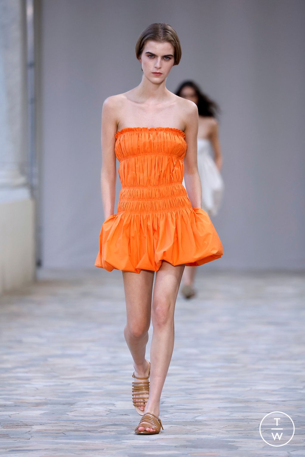Fashion Week Milan Spring/Summer 2025 look 9 from the Alberta Ferretti collection womenswear