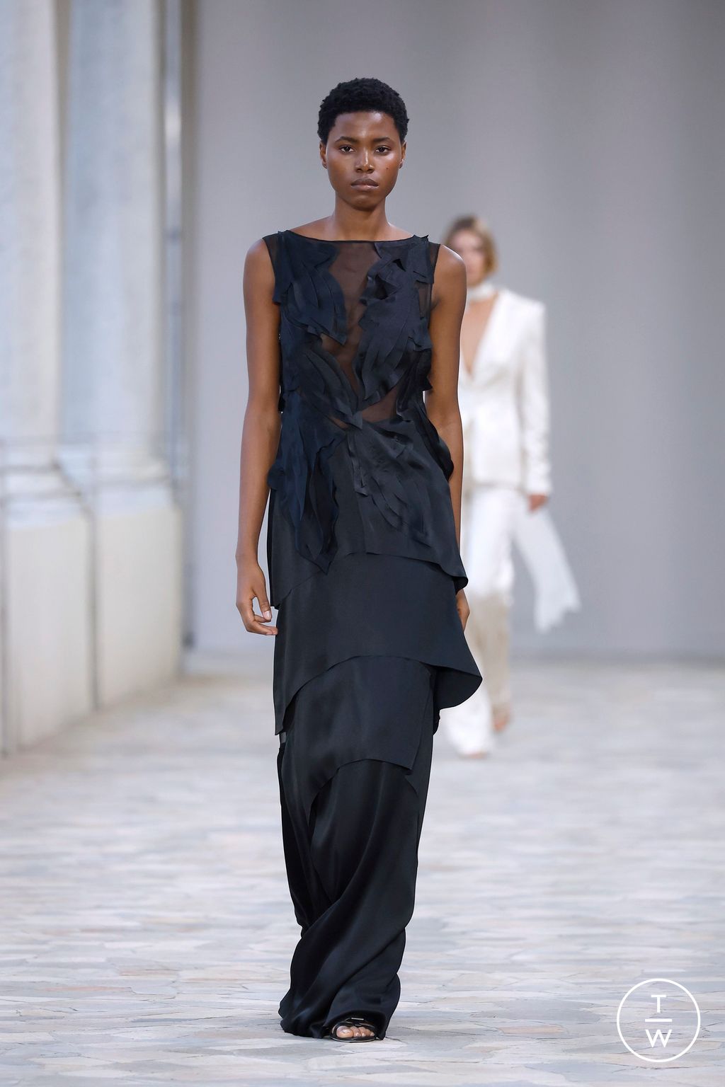 Fashion Week Milan Spring/Summer 2025 look 50 from the Alberta Ferretti collection womenswear