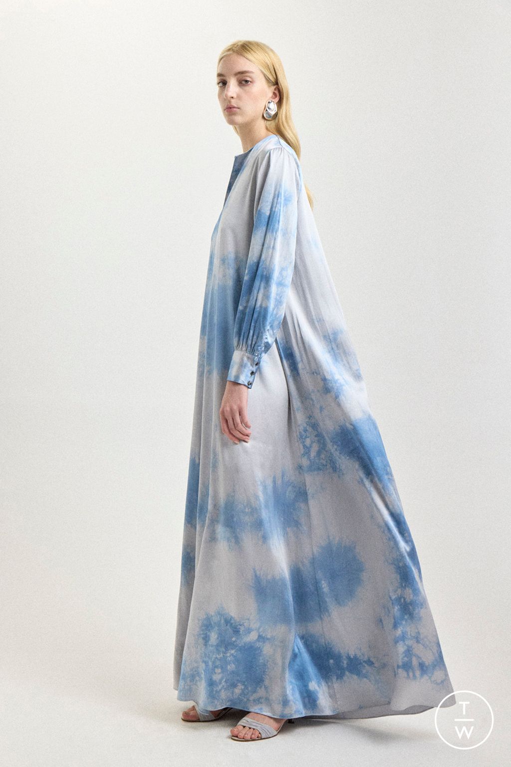 Fashion Week New York Resort 2025 look 11 de la collection Alejandra Alonso Rojas womenswear