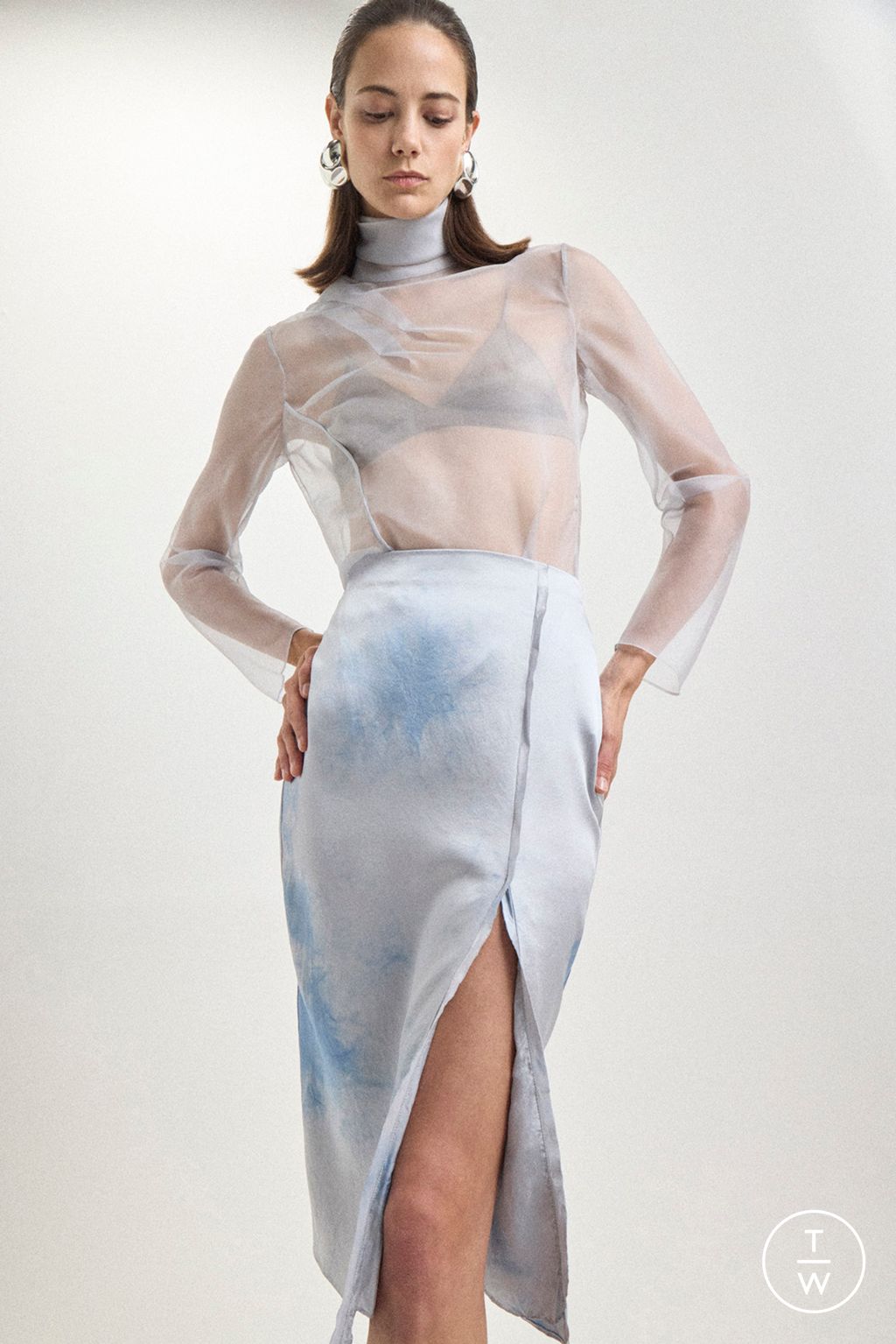Fashion Week New York Resort 2025 look 32 from the Alejandra Alonso Rojas collection womenswear
