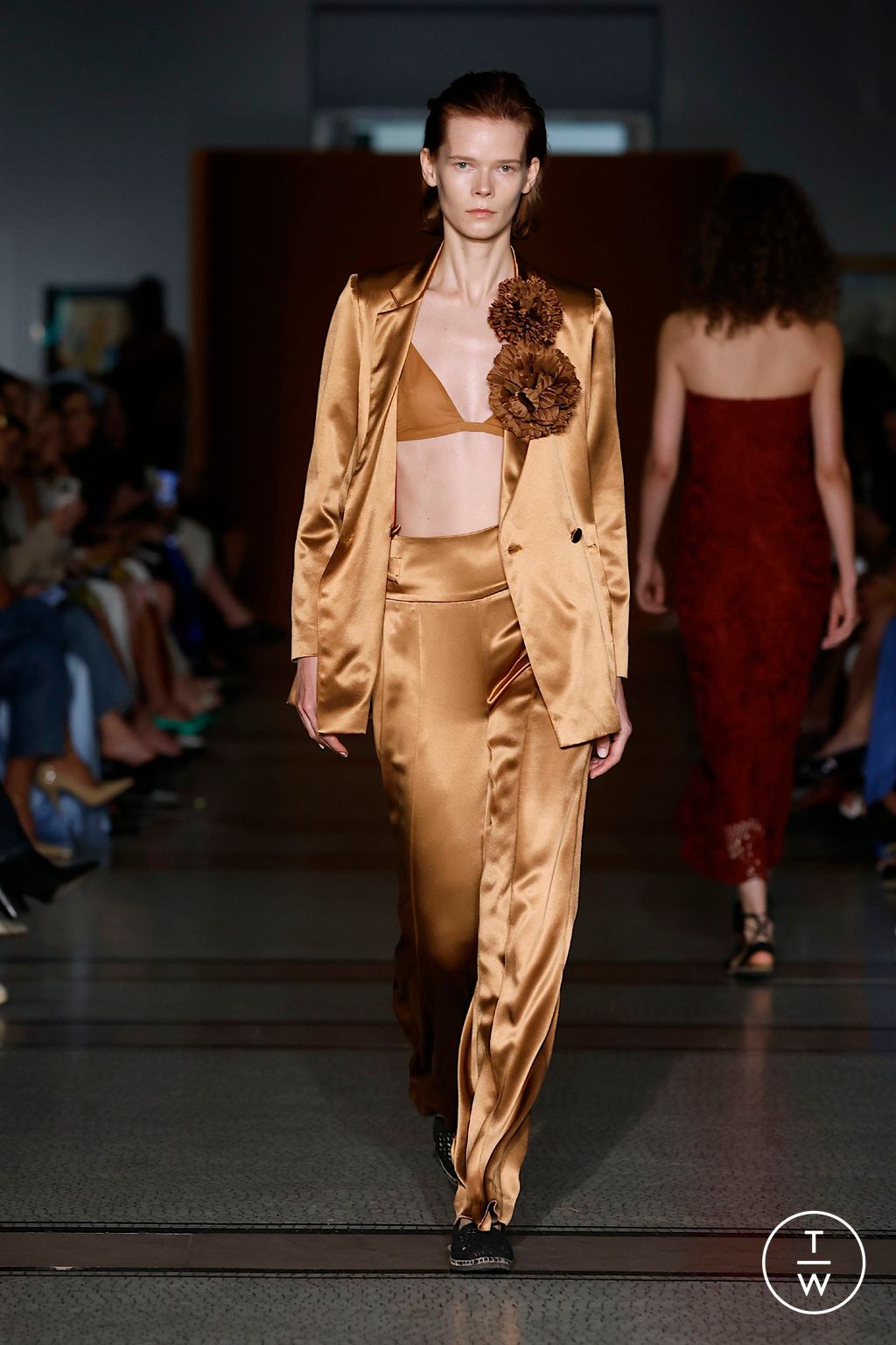 Fashion Week New York Spring-Summer 2025 look 15 from the Alejandra Alonso Rojas collection 女装