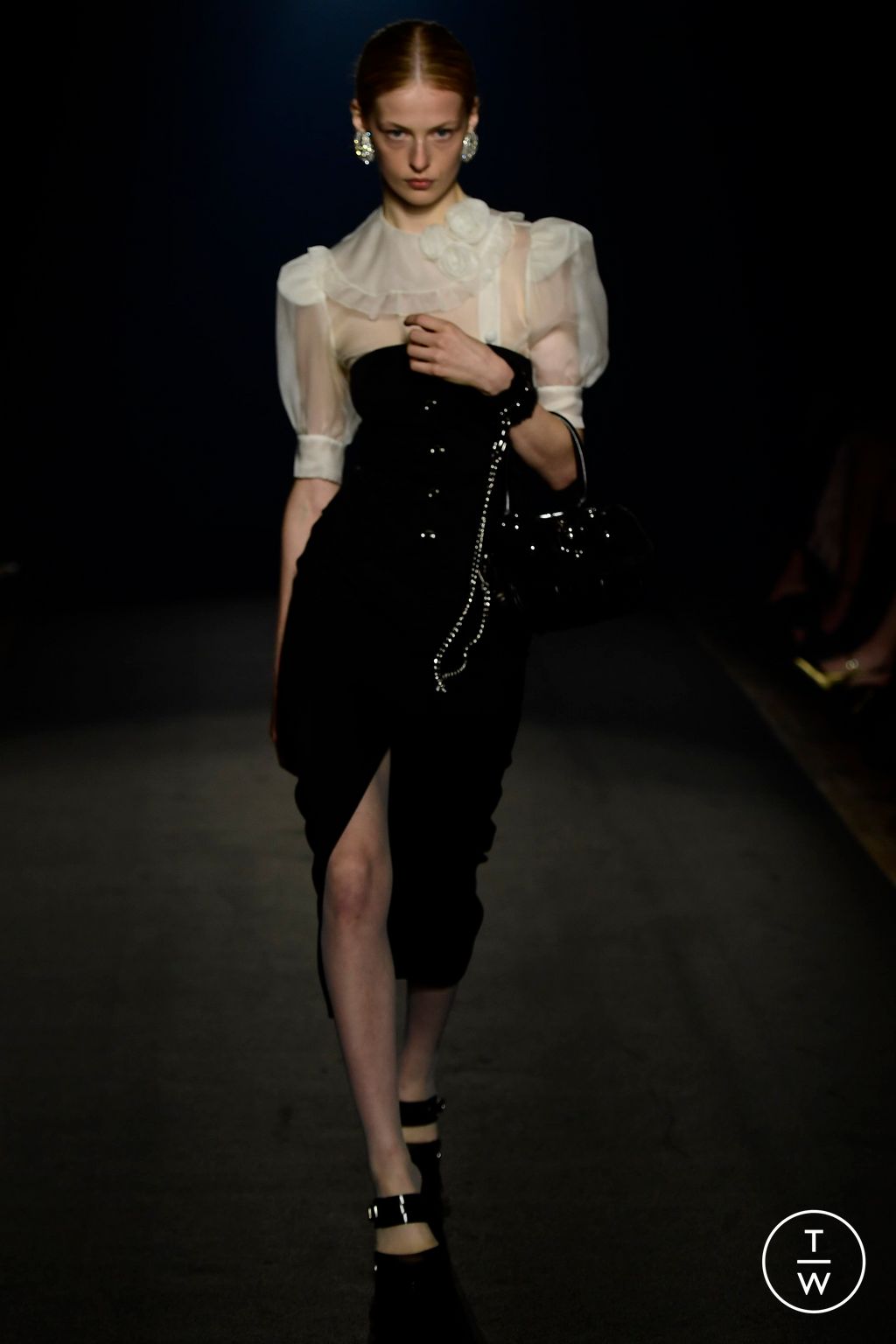Fashion Week Paris Spring/Summer 2024 look 1 de la collection Alessandra Rich womenswear