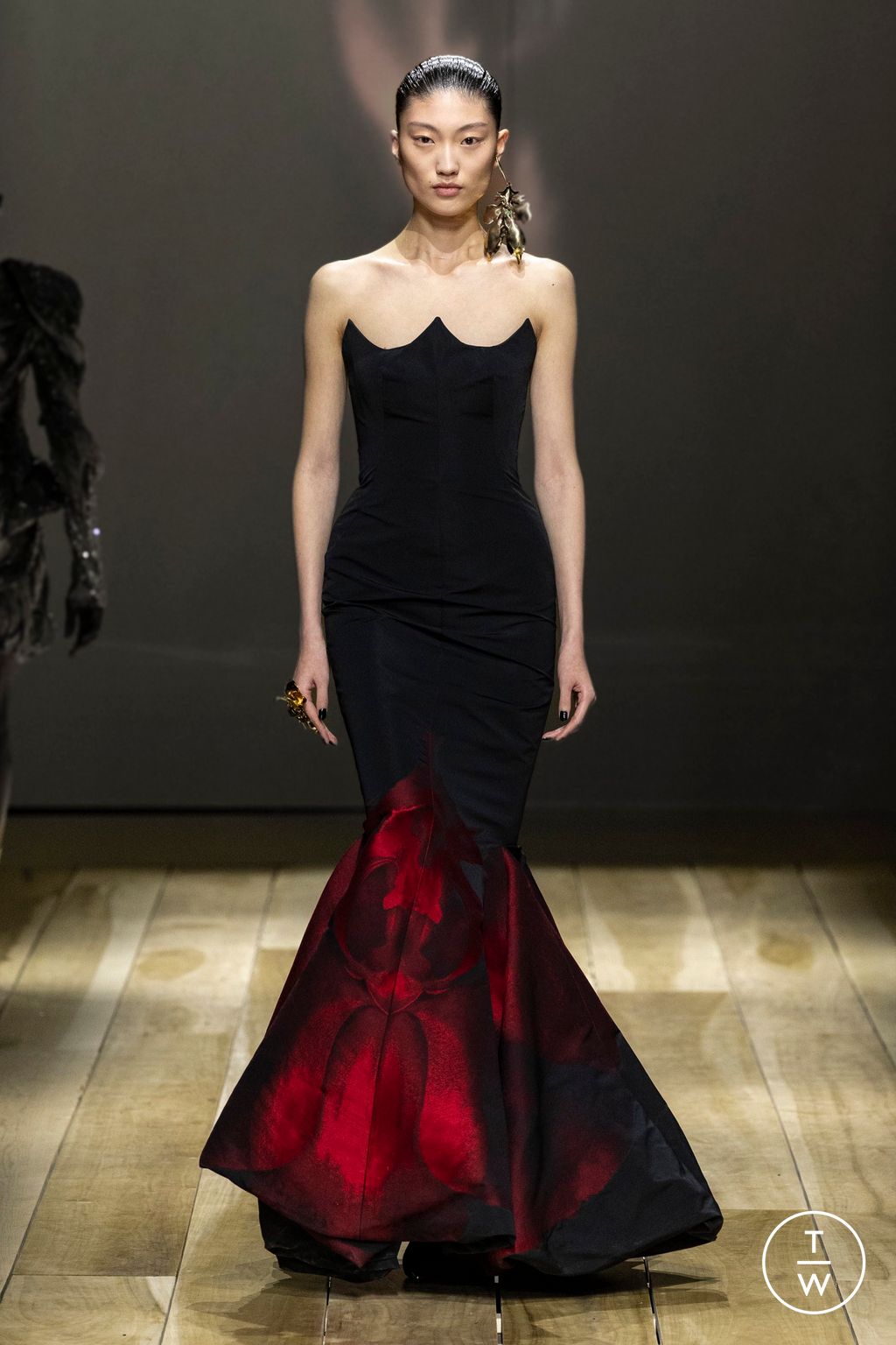 Fashion Week Paris Fall/Winter 2023 look 46 de la collection Alexander McQueen womenswear