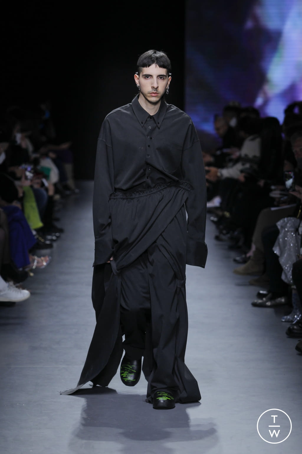 Fashion Week Milan Fall/Winter 2022 look 28 from the Alexandra Moura collection 女装