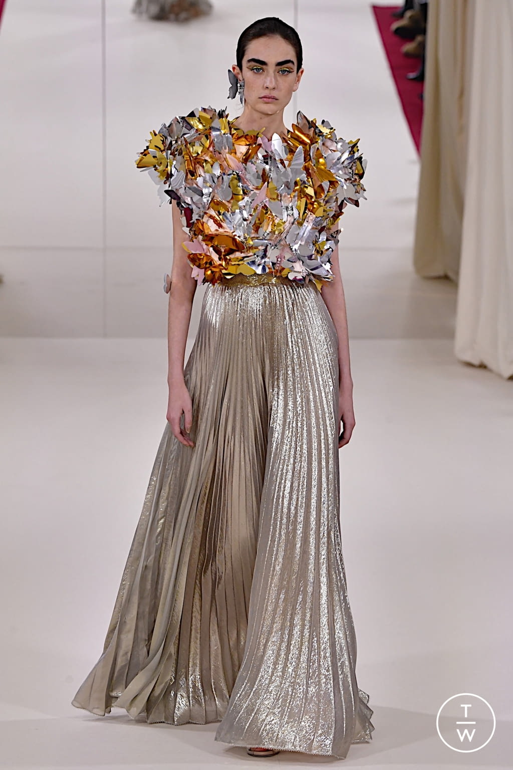 Fashion Week Paris Spring/Summer 2022 look 13 from the Alexis Mabille collection 高级定制