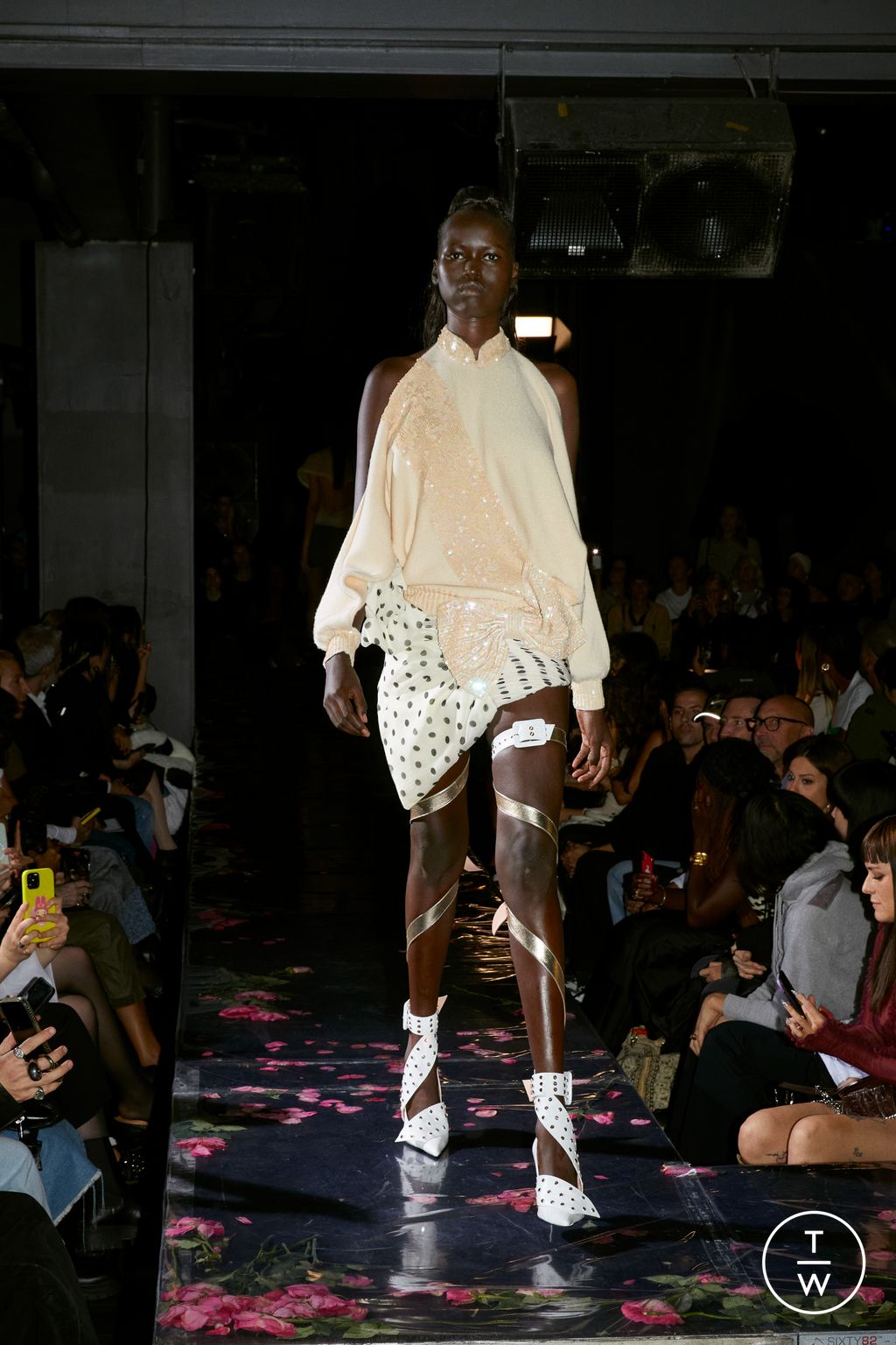 Fashion Week Paris Spring/Summer 2024 look 11 from the ALL–IN collection womenswear