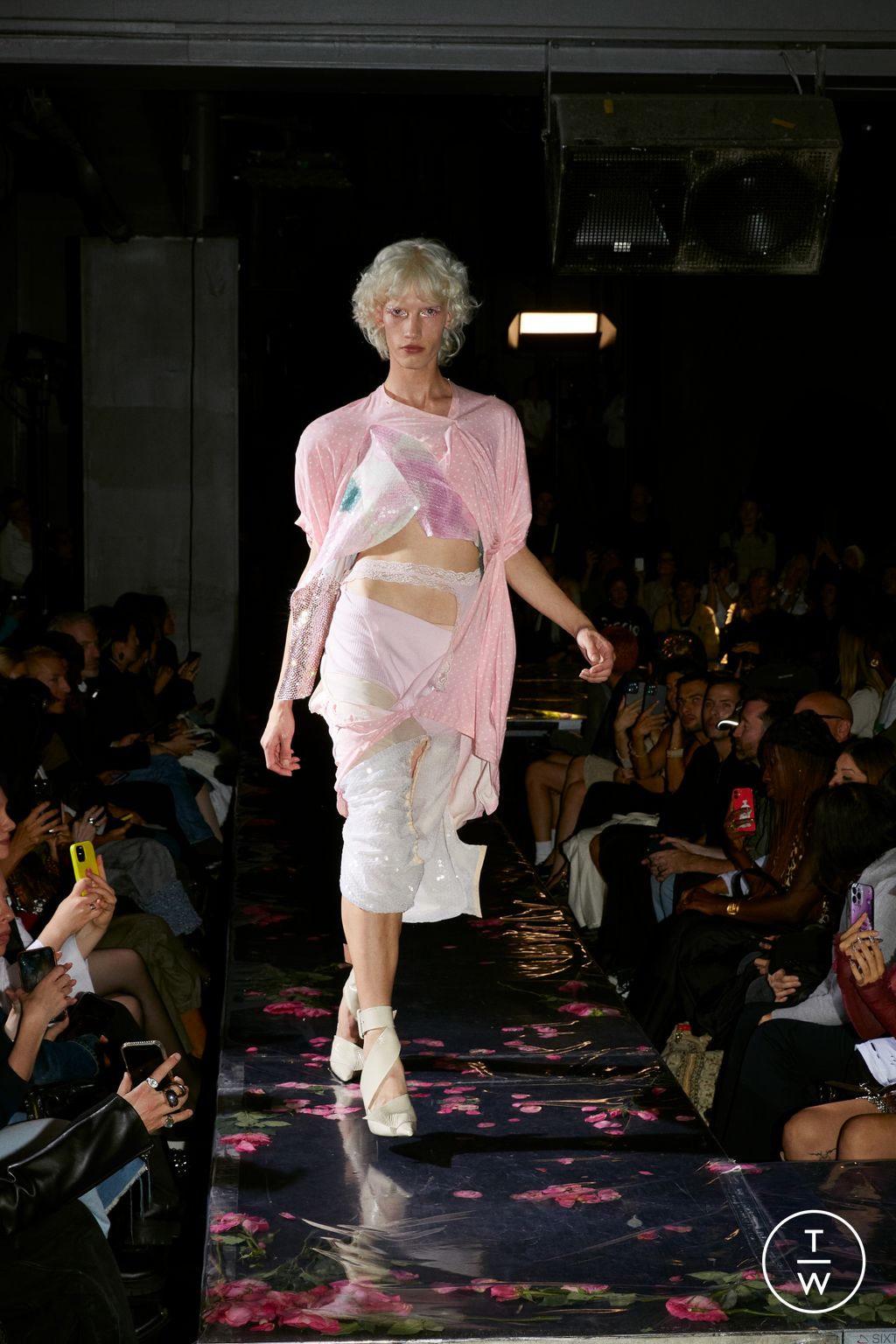 Fashion Week Paris Spring/Summer 2024 look 31 de la collection ALL–IN womenswear