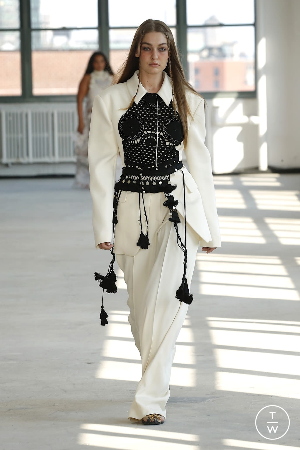 Fashion Week New York Spring/Summer 2022 look 37 from the Altuzarra collection womenswear