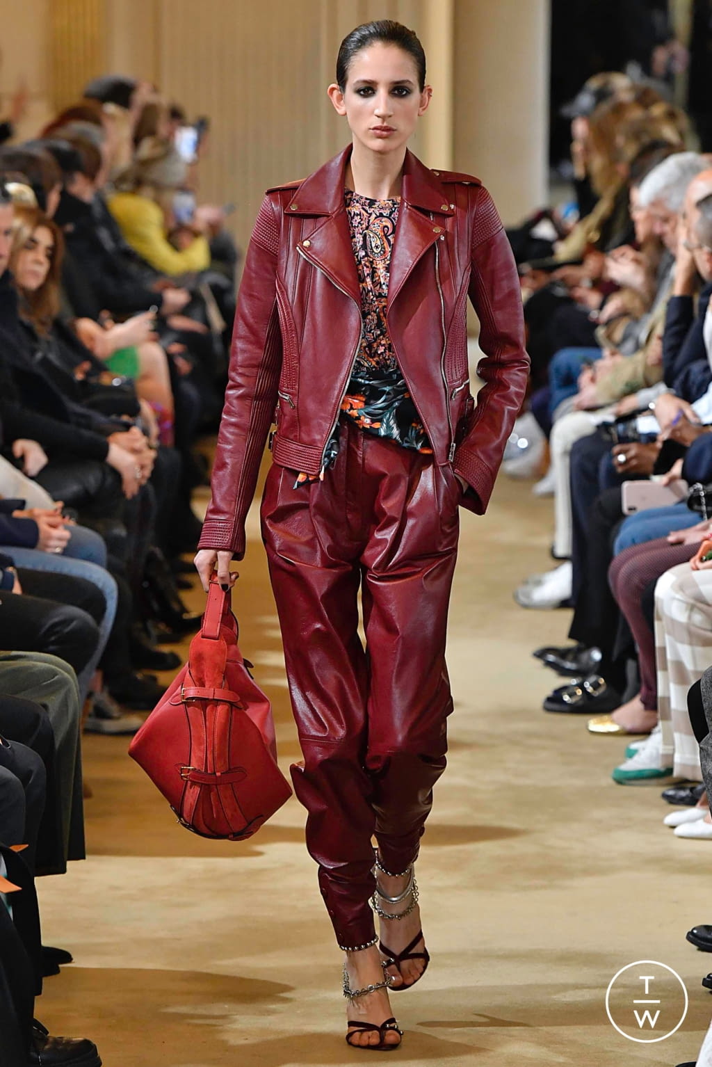 Fashion Week Paris Fall/Winter 2019 look 6 from the Altuzarra collection womenswear