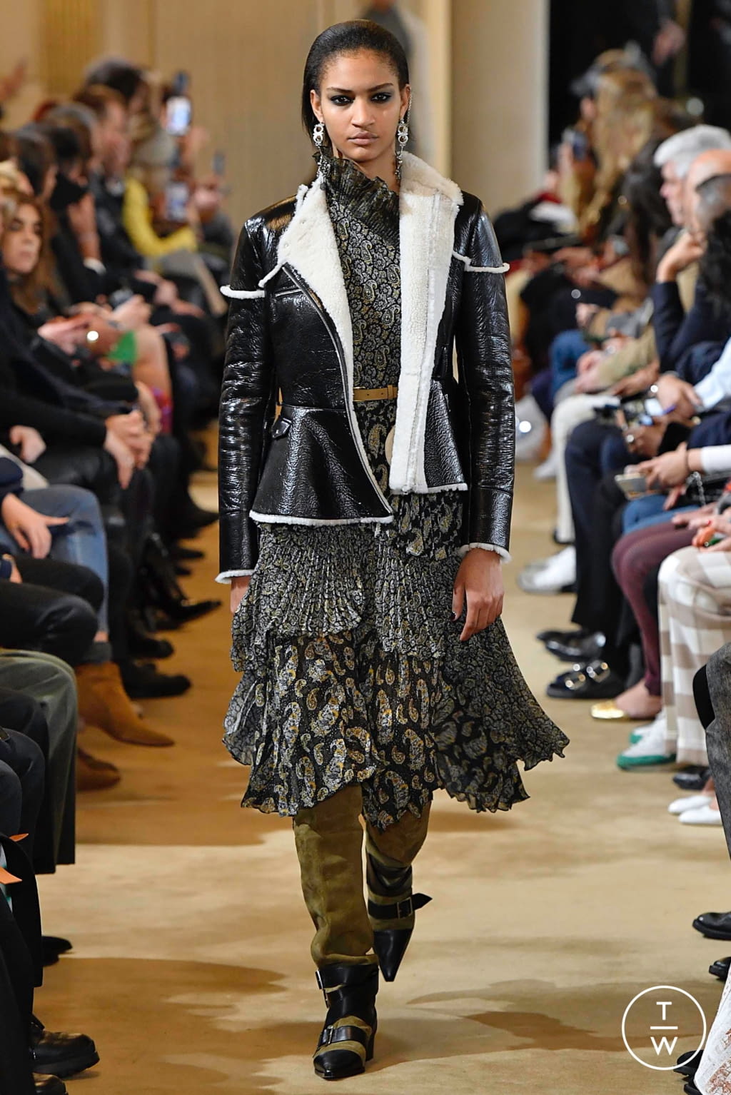 Fashion Week Paris Fall/Winter 2019 look 10 from the Altuzarra collection womenswear