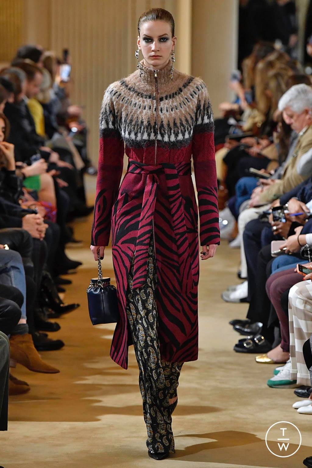 Fashion Week Paris Fall/Winter 2019 look 15 from the Altuzarra collection womenswear