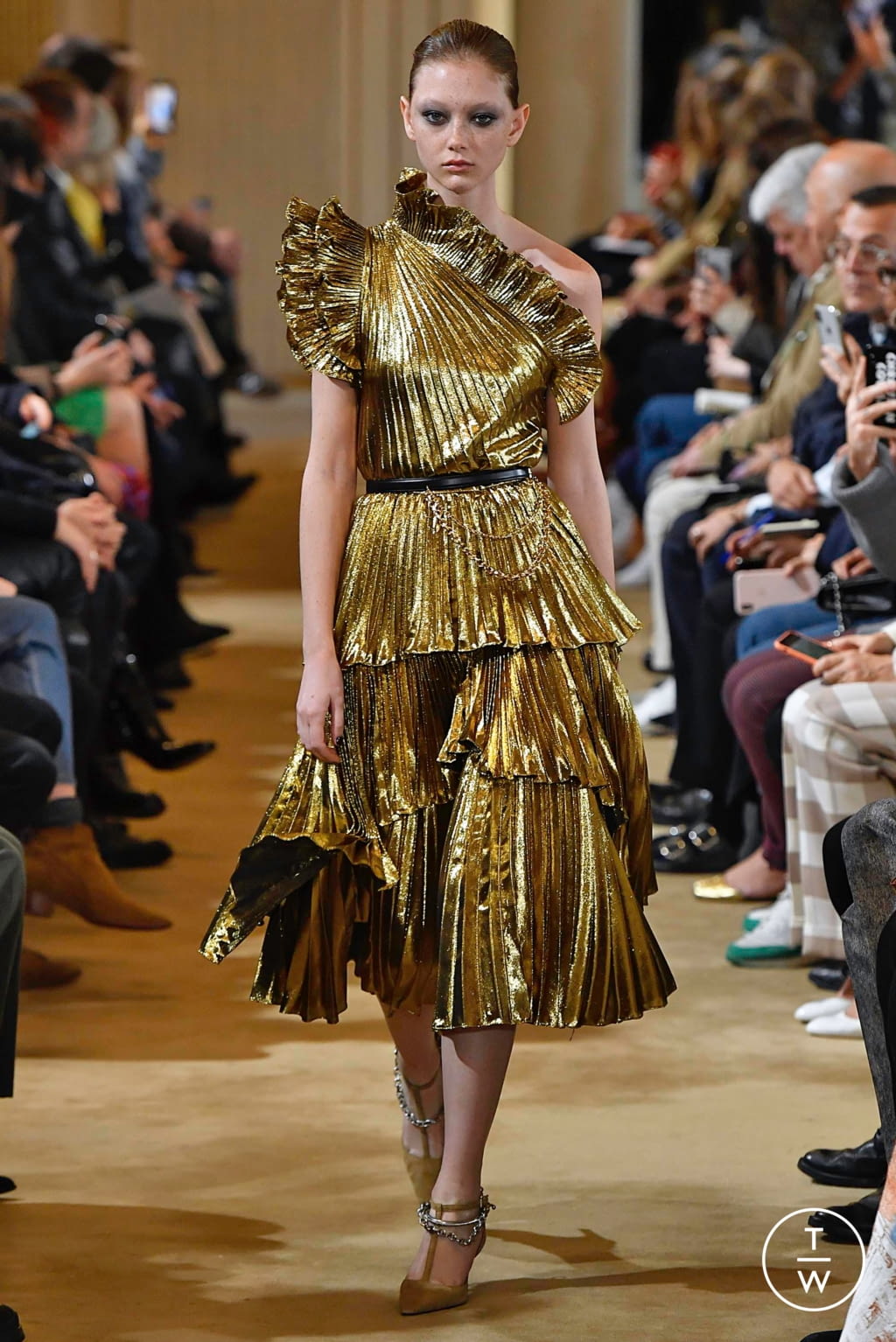 Fashion Week Paris Fall/Winter 2019 look 28 from the Altuzarra collection womenswear