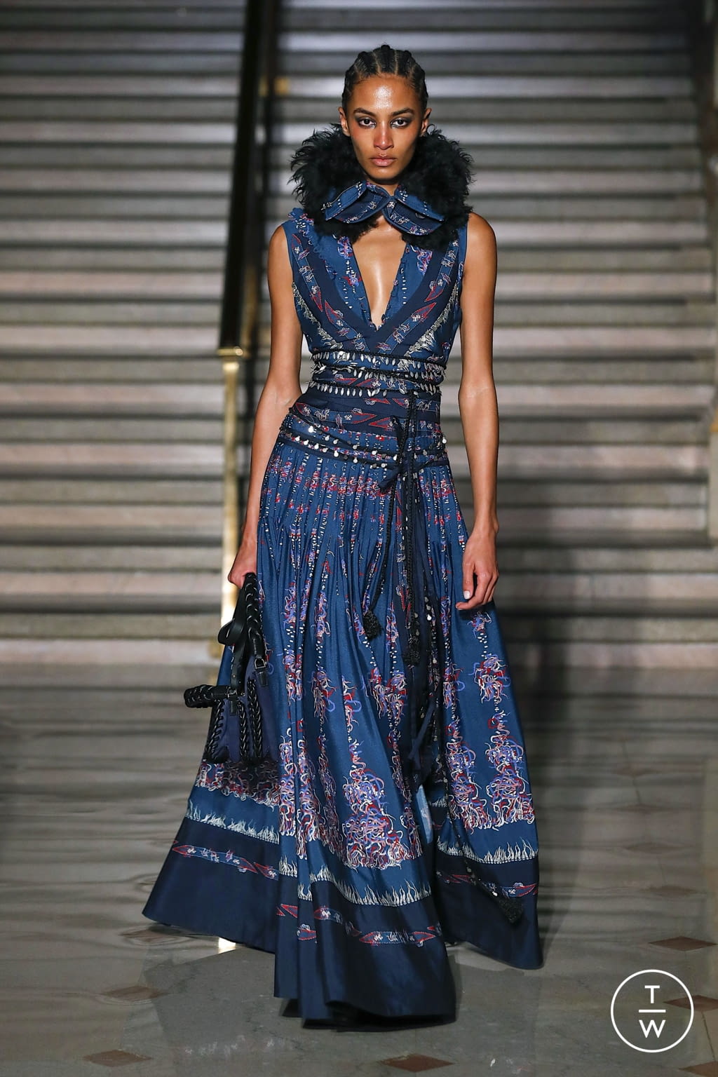 Fashion Week New York Fall/Winter 2022 look 5 from the Altuzarra collection womenswear
