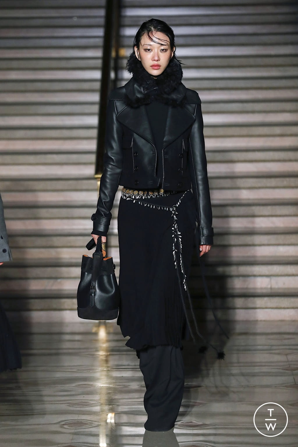 Fashion Week New York Fall/Winter 2022 look 7 from the Altuzarra collection 女装