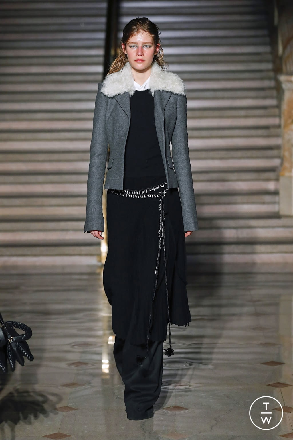 Fashion Week New York Fall/Winter 2022 look 11 from the Altuzarra collection 女装