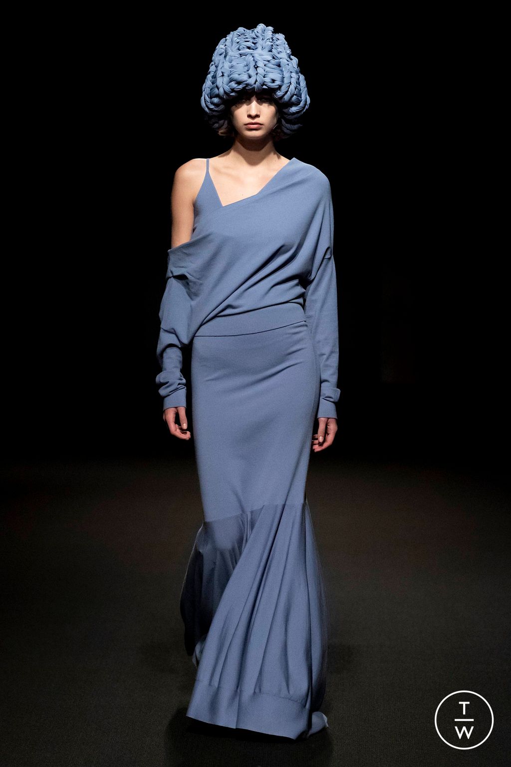 Fashion Week New York Fall/Winter 2023 look 29 from the Altuzarra collection 女装