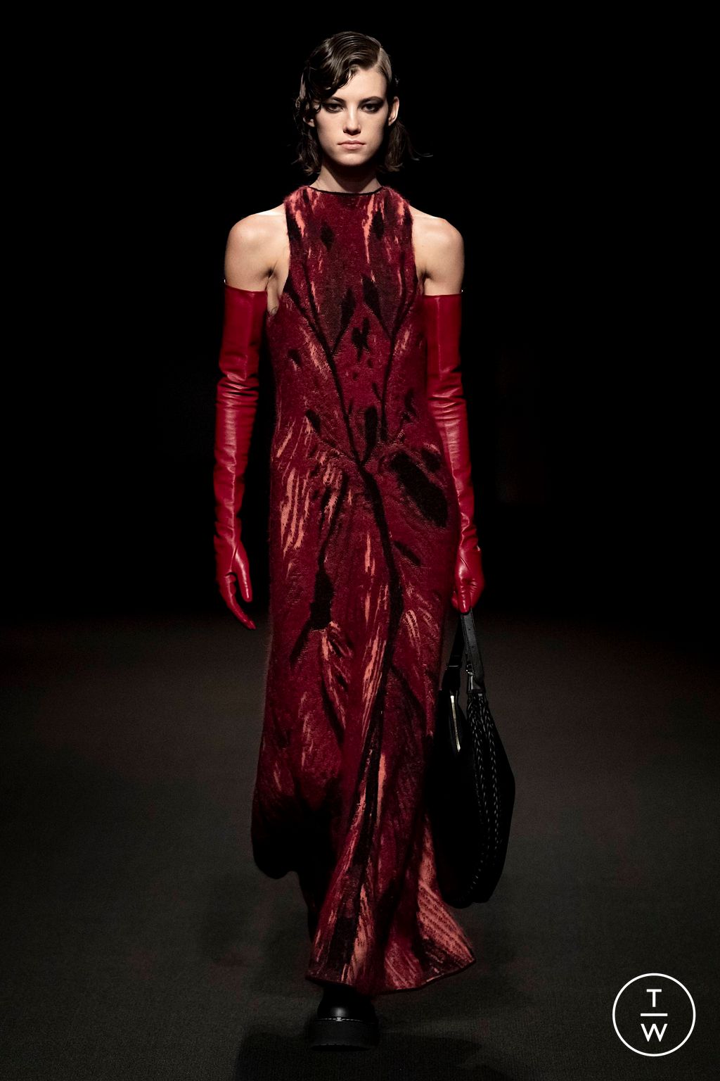Fashion Week New York Fall/Winter 2023 look 31 from the Altuzarra collection 女装