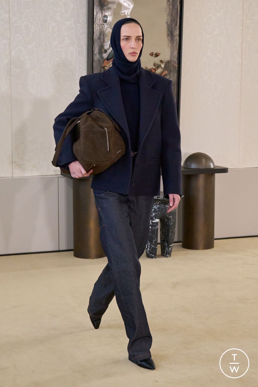 Fashion Week New York Fall/Winter 2026 look 10 from the Altuzarra collection 女装