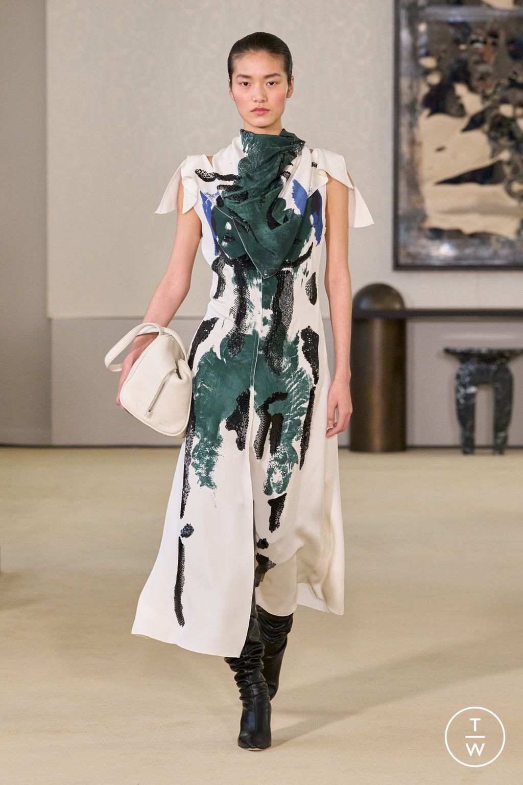 Fashion Week New York Fall/Winter 2026 look 23 from the Altuzarra collection womenswear