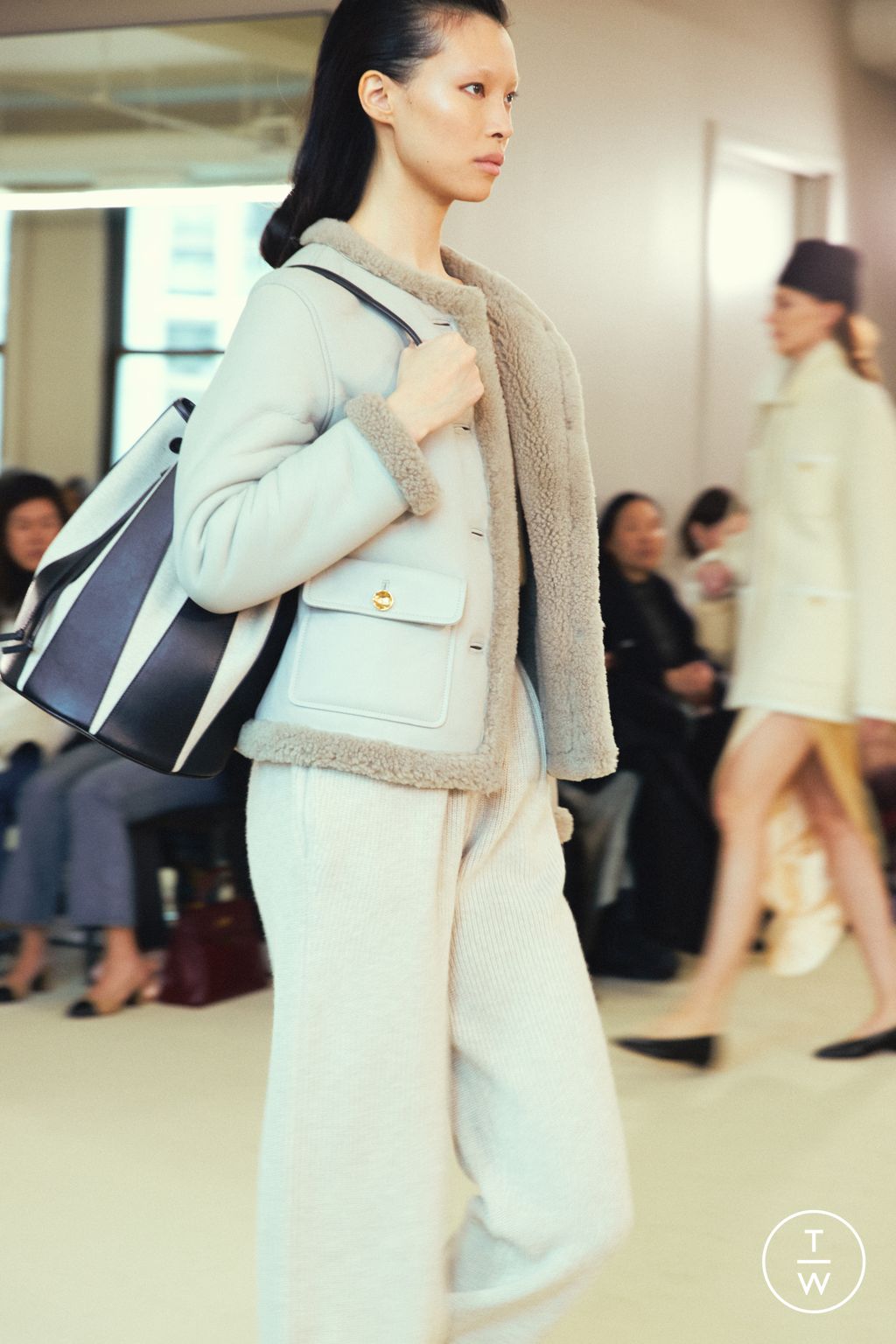 Fashion Week New York Fall/Winter 2024 look 11 de la collection Altuzarra womenswear