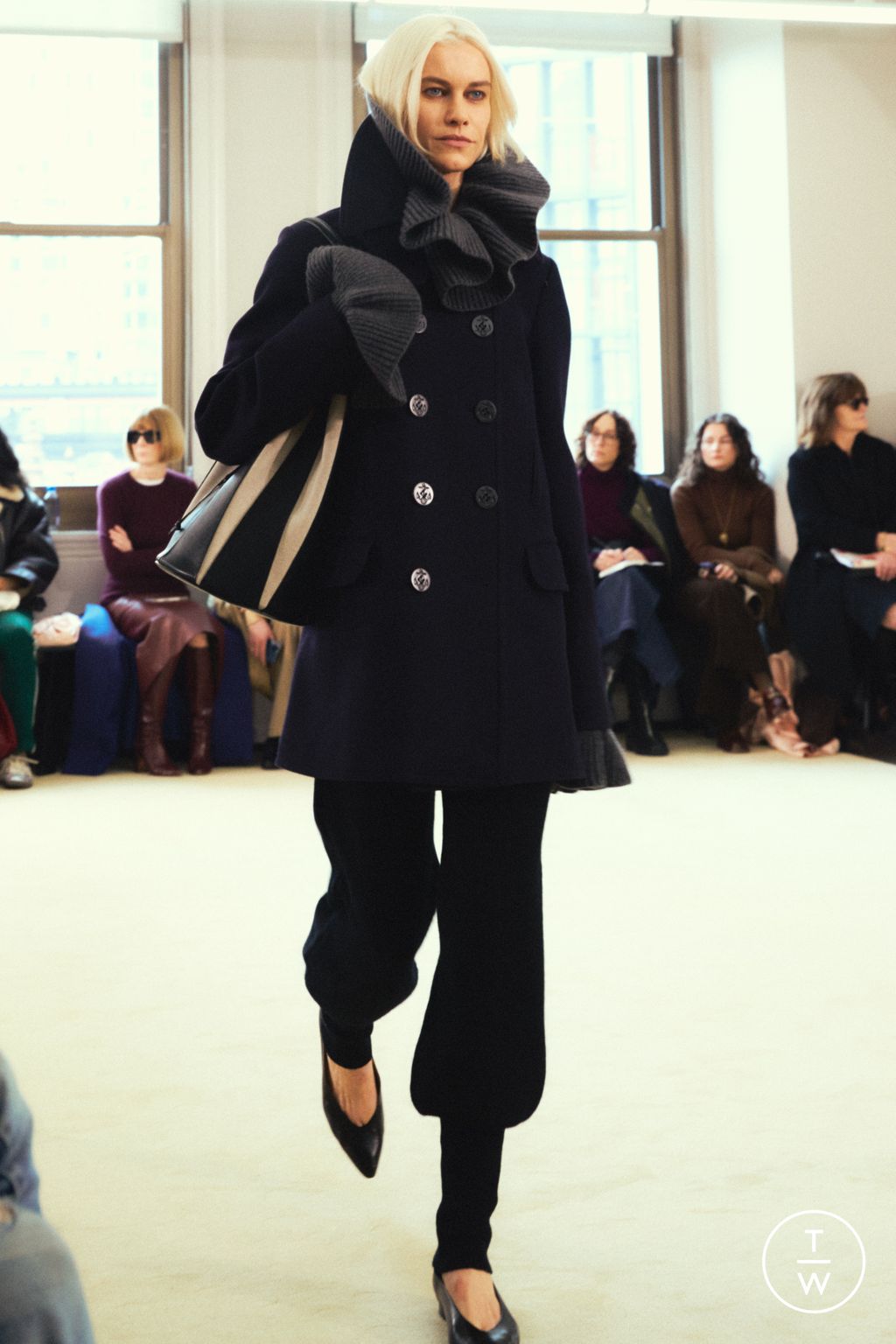 Fashion Week New York Fall/Winter 2024 look 23 from the Altuzarra collection 女装