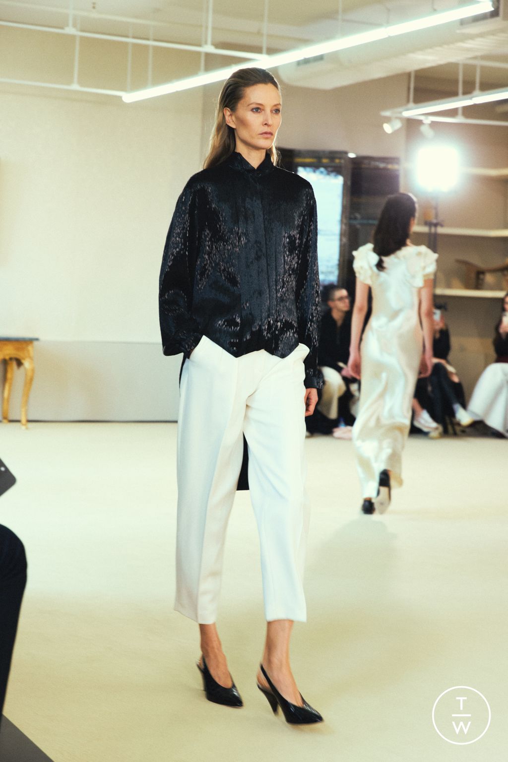 Fashion Week New York Fall/Winter 2024 look 41 de la collection Altuzarra womenswear
