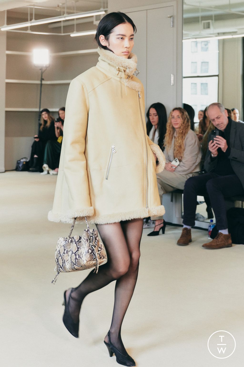 Fashion Week New York Fall/Winter 2025 look 27 from the Altuzarra collection womenswear