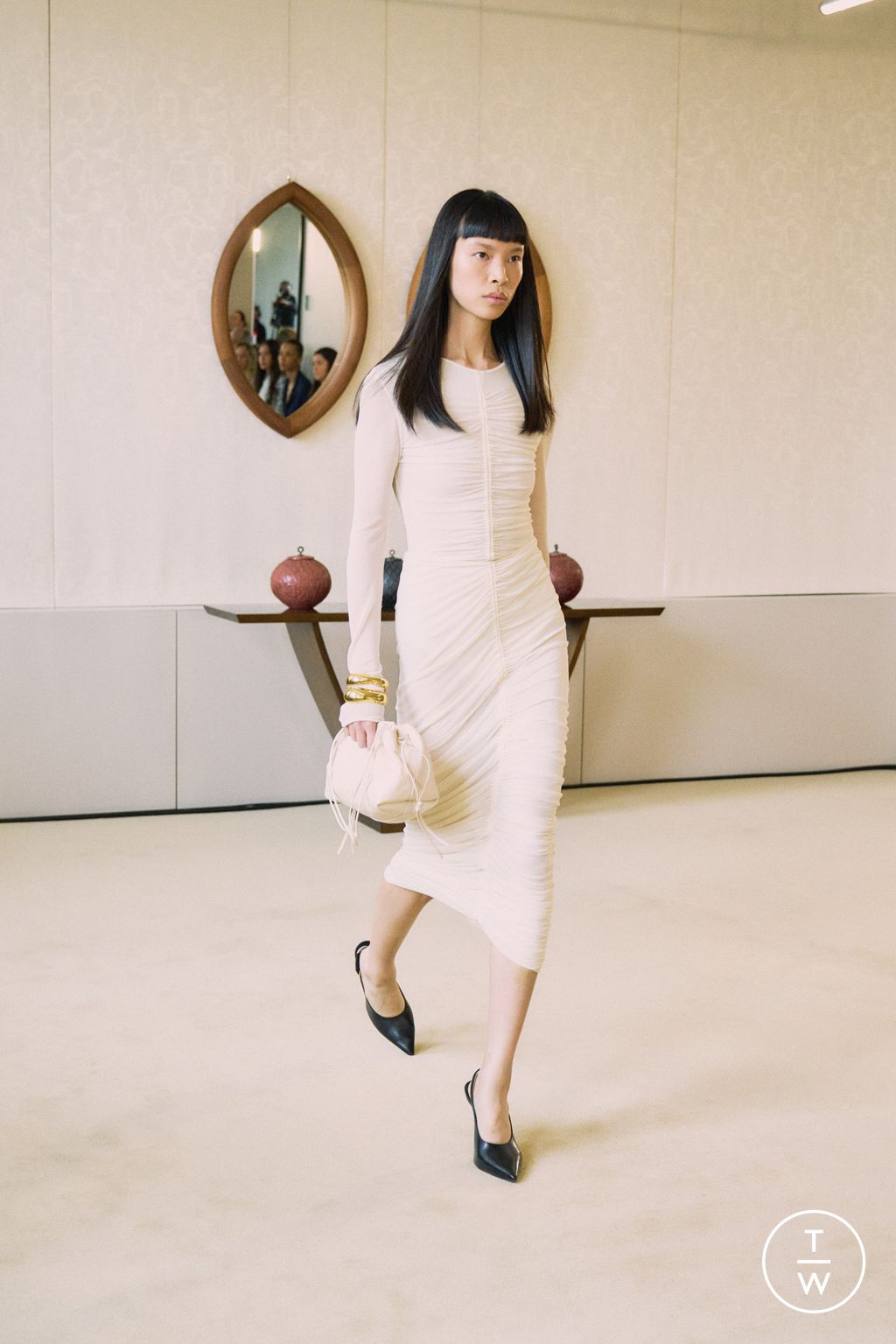 Fashion Week New York Fall/Winter 2025 look 29 from the Altuzarra collection womenswear