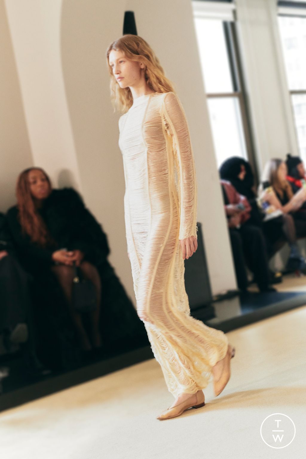 Fashion Week New York Fall/Winter 2025 look 40 from the Altuzarra collection womenswear