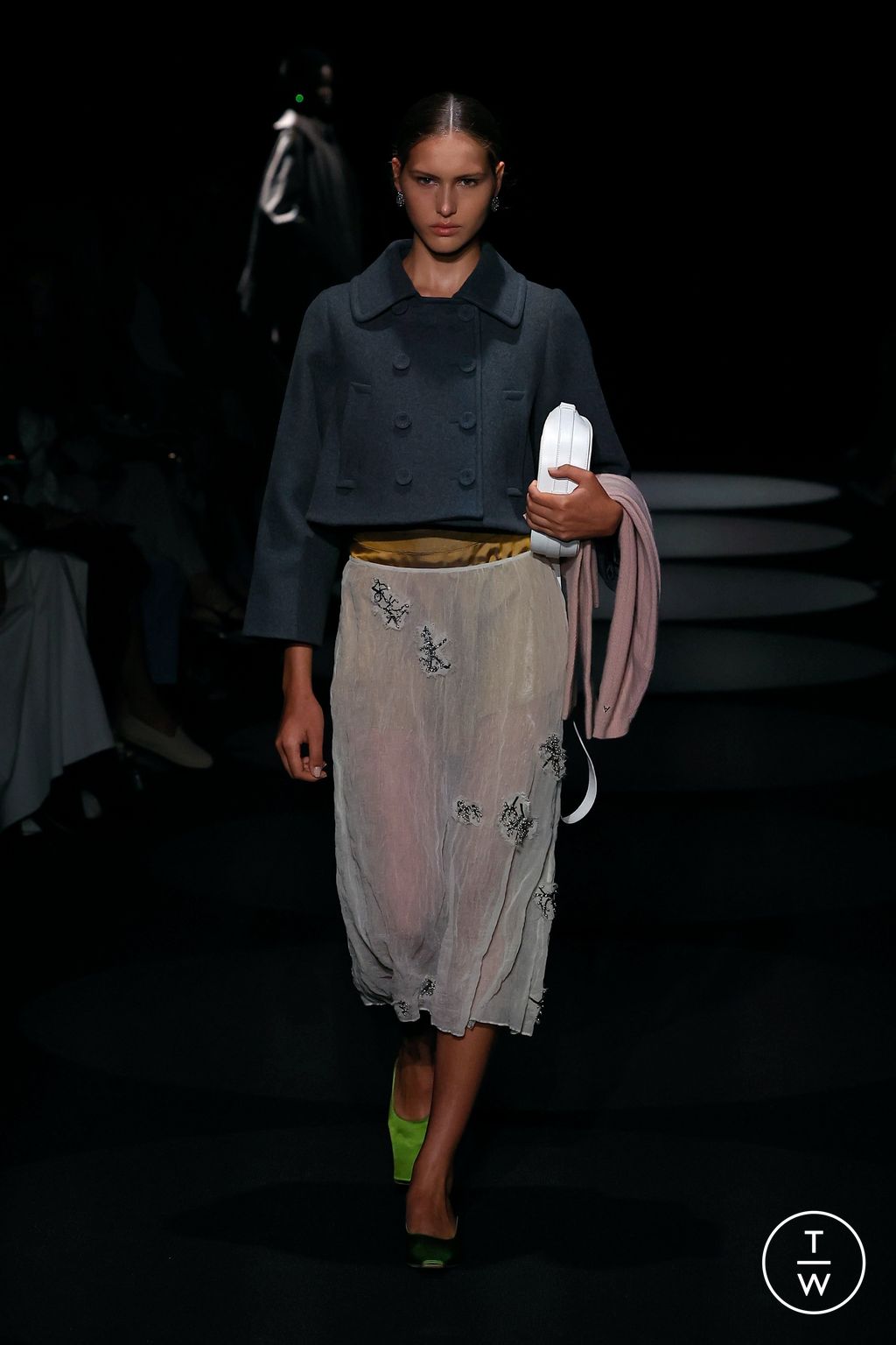 Fashion Week New York Spring/Summer 2024 look 1 from the Altuzarra collection 女装