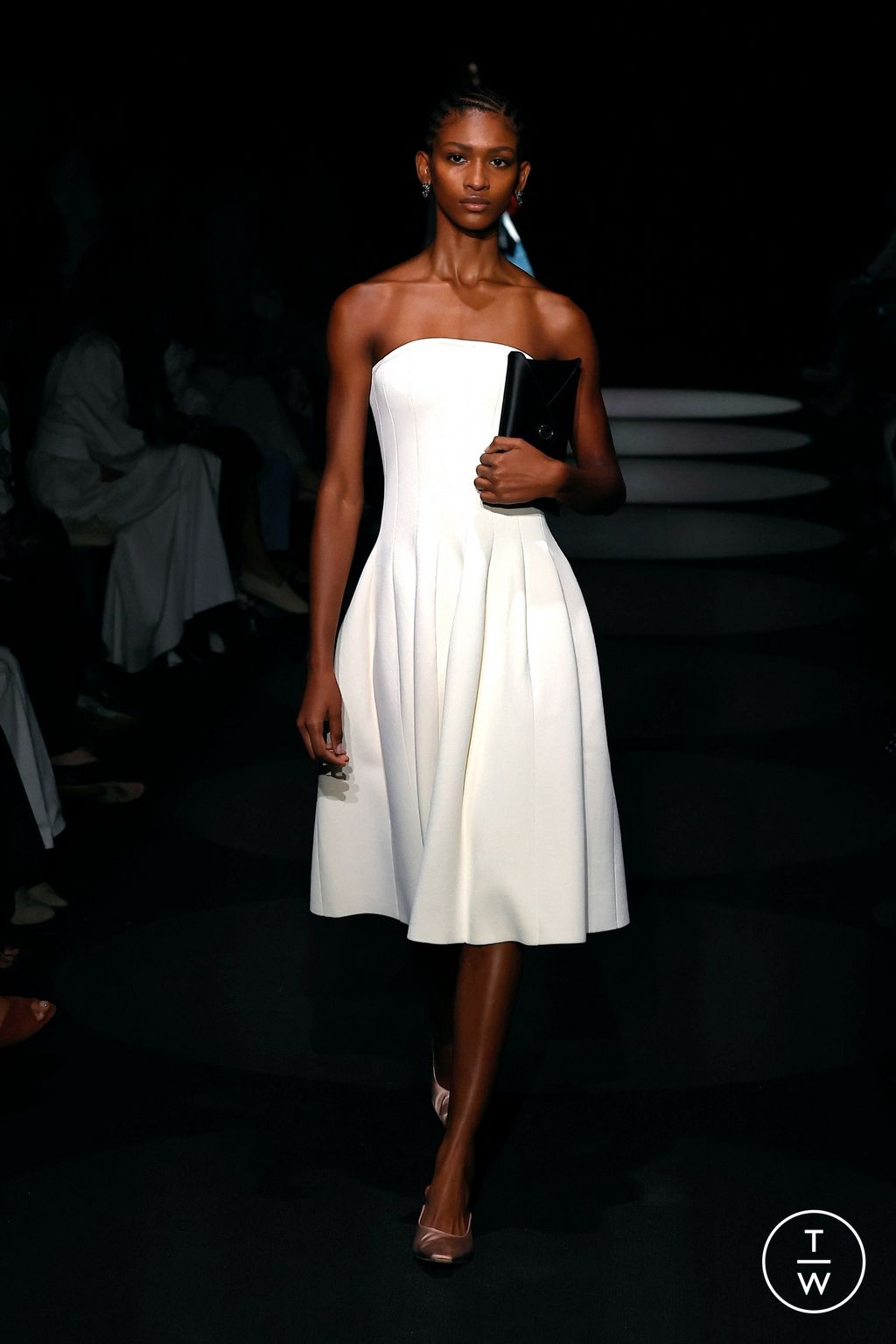 Fashion Week New York Spring/Summer 2024 look 38 from the Altuzarra collection womenswear