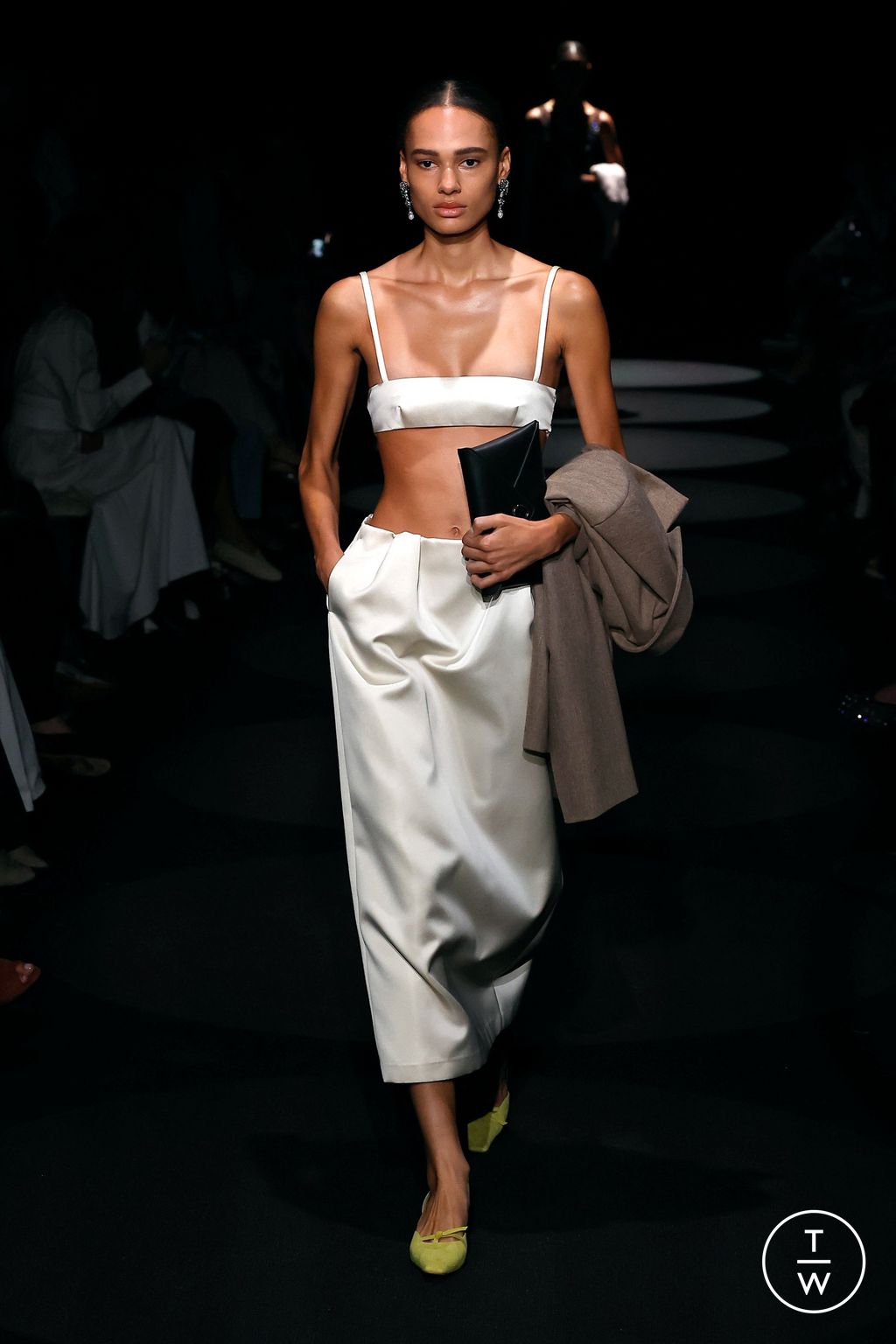 Fashion Week New York Spring/Summer 2024 look 41 from the Altuzarra collection womenswear