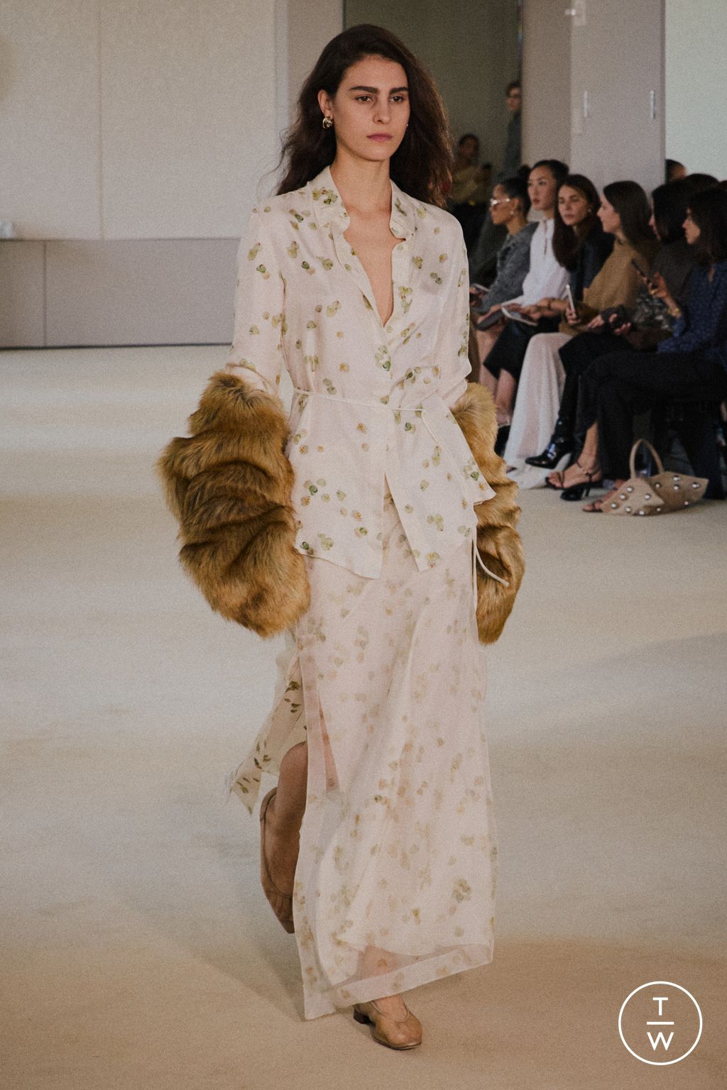 Fashion Week New York Spring/Summer 2026 look 15 from the Altuzarra collection womenswear