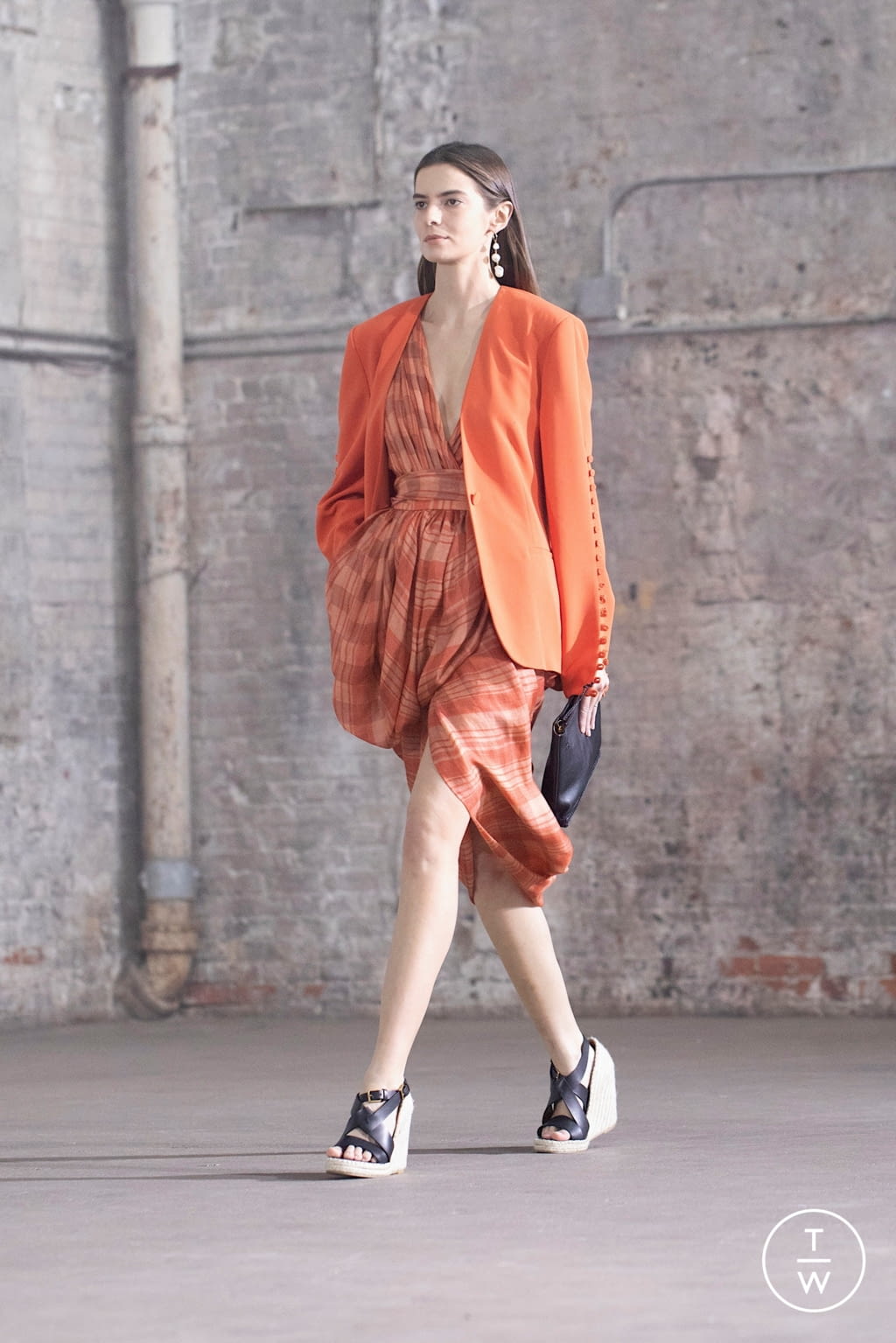 Fashion Week Paris Spring/Summer 2021 look 43 from the Altuzarra collection 女装