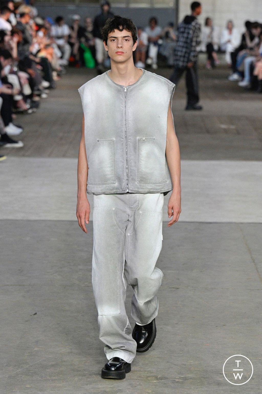 Fashion Week Milan Spring/Summer 2024 look 23 from the Alyx collection 男装