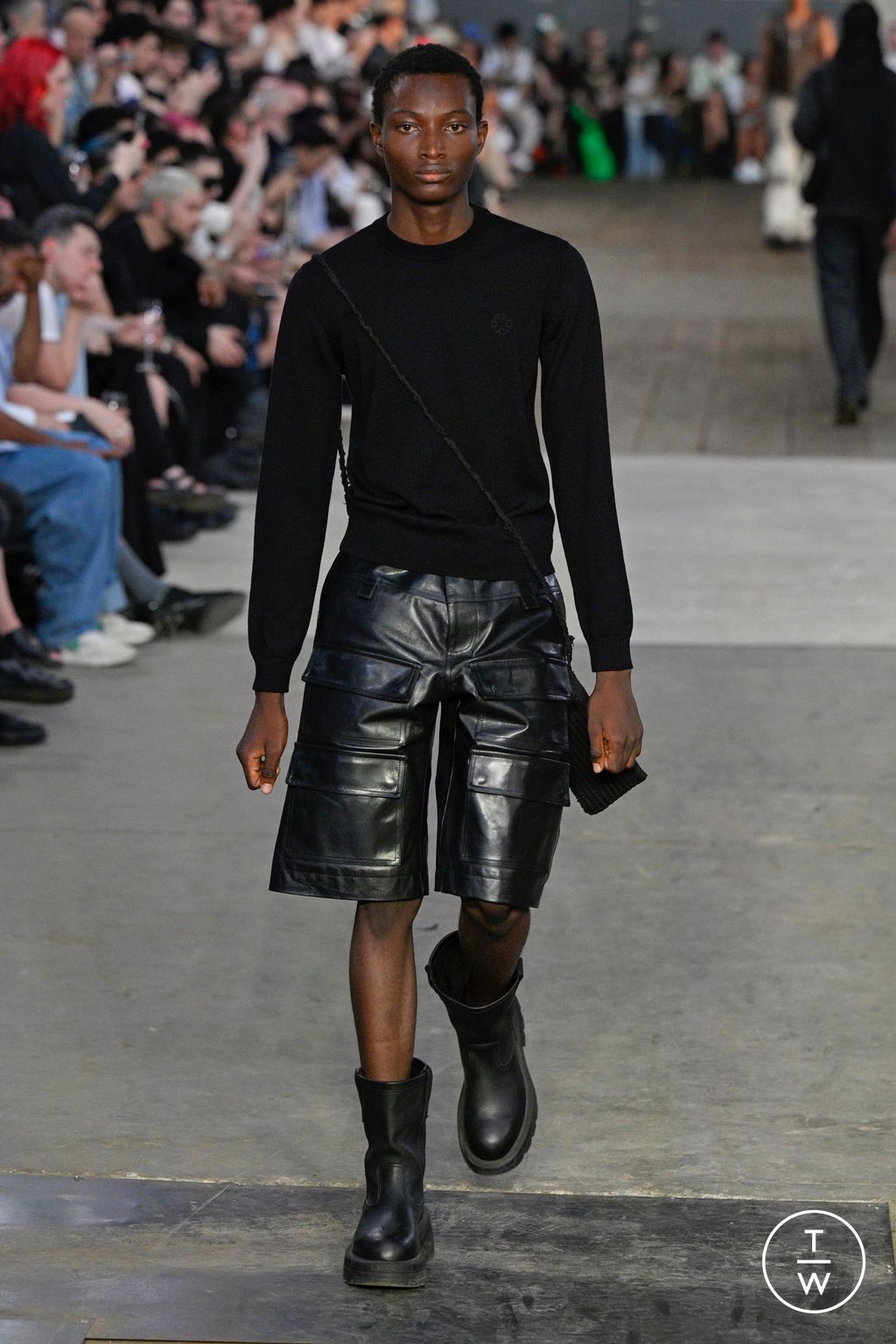Fashion Week Milan Spring/Summer 2024 look 35 from the Alyx collection menswear