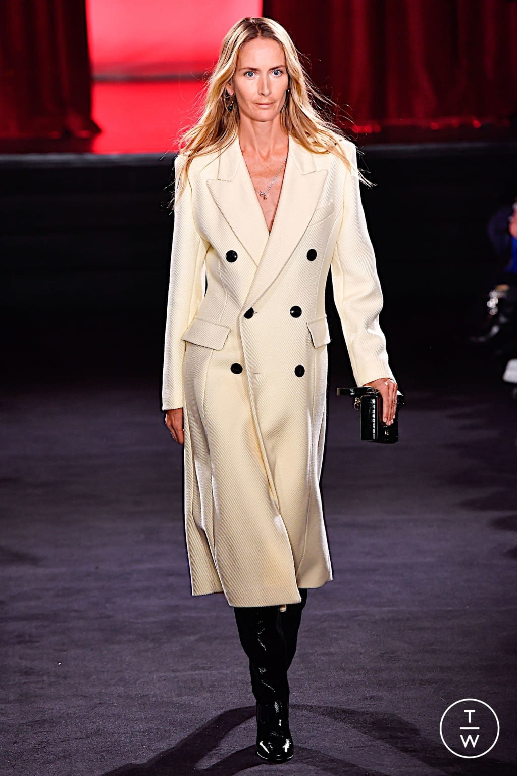 Fashion Week Paris Fall/Winter 2020 look 1 de la collection Ami menswear