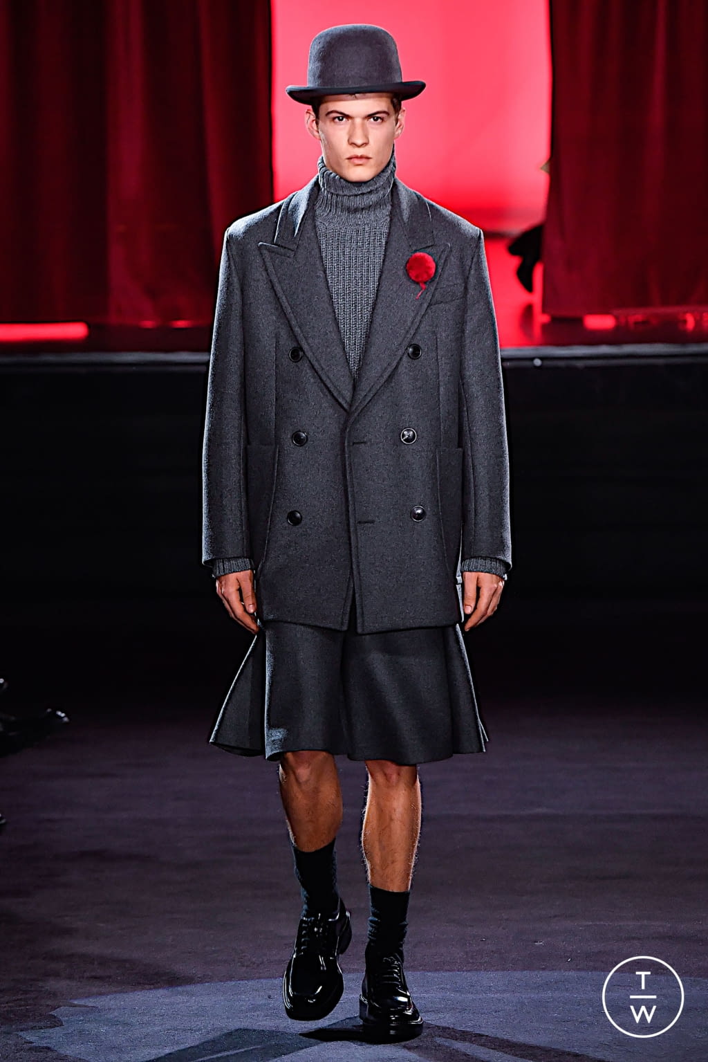 Fashion Week Paris Fall/Winter 2020 look 6 from the Ami collection 男装
