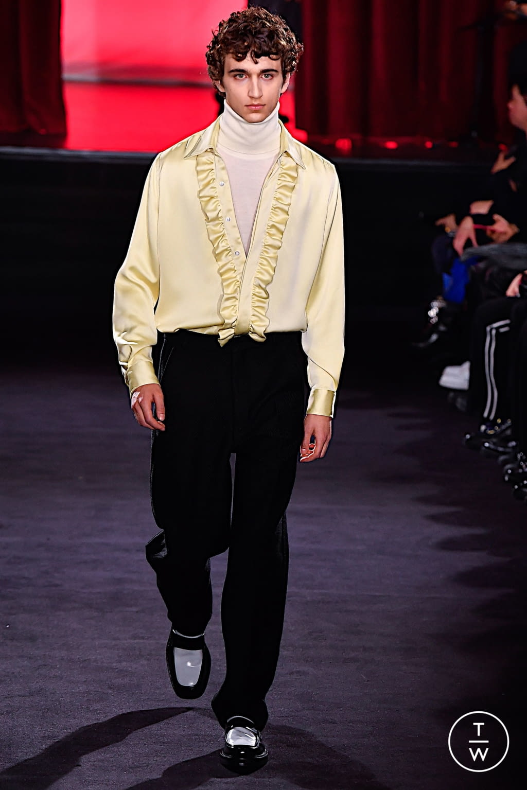 Fashion Week Paris Fall/Winter 2020 look 11 from the Ami collection menswear