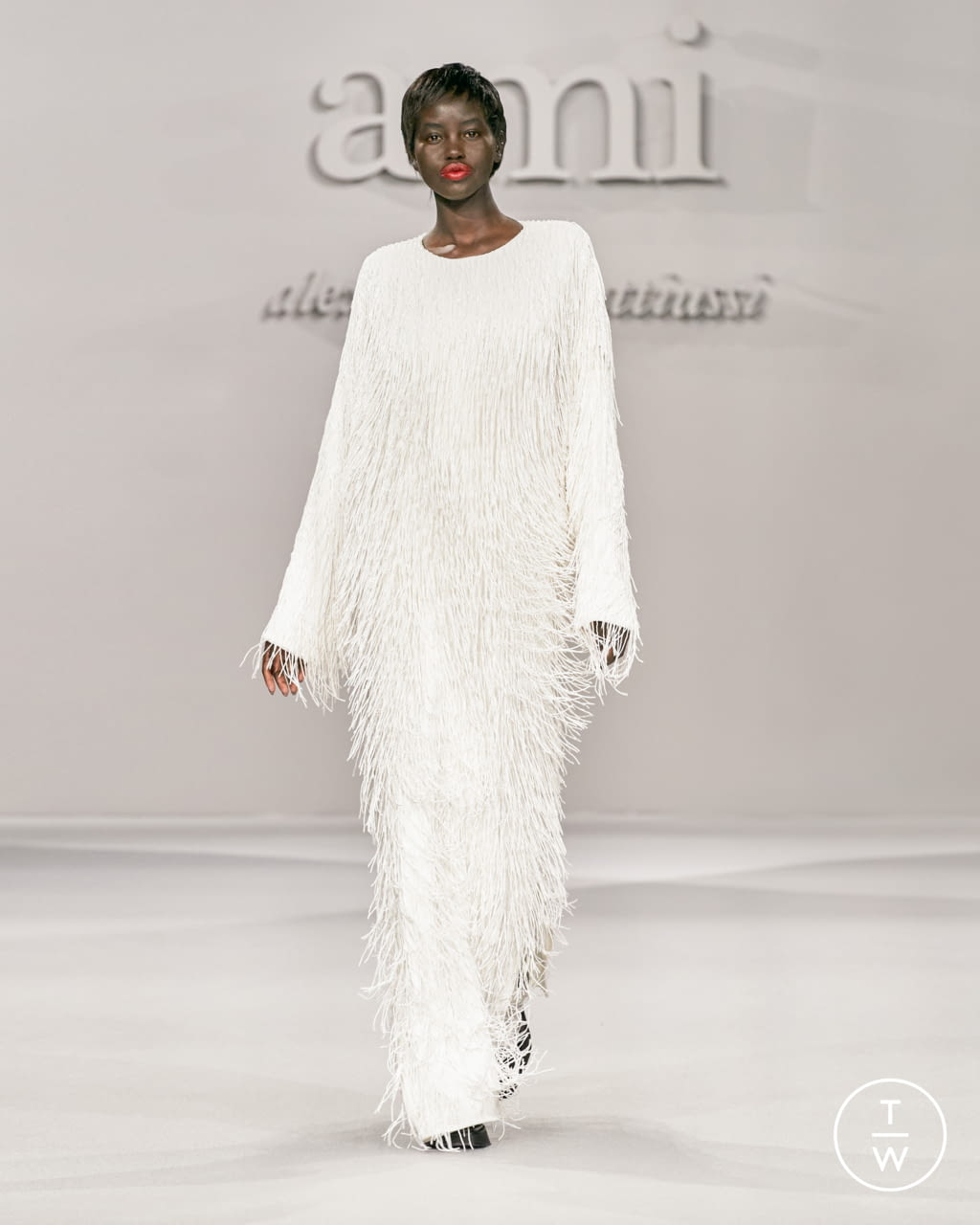Fashion Week Paris Fall/Winter 2021 look 32 de la collection Ami womenswear