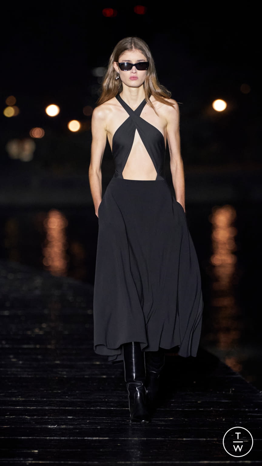 Fashion Week Paris Spring/Summer 2021 look 1 de la collection Ami womenswear