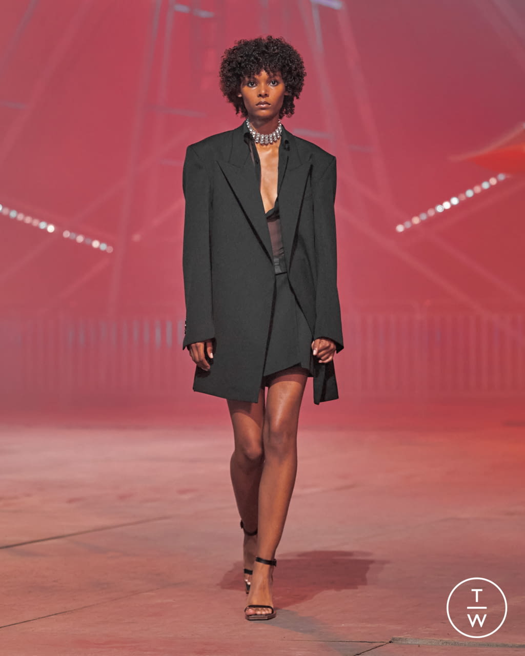 Fashion Week Paris Spring/Summer 2022 look 13 de la collection Ami womenswear