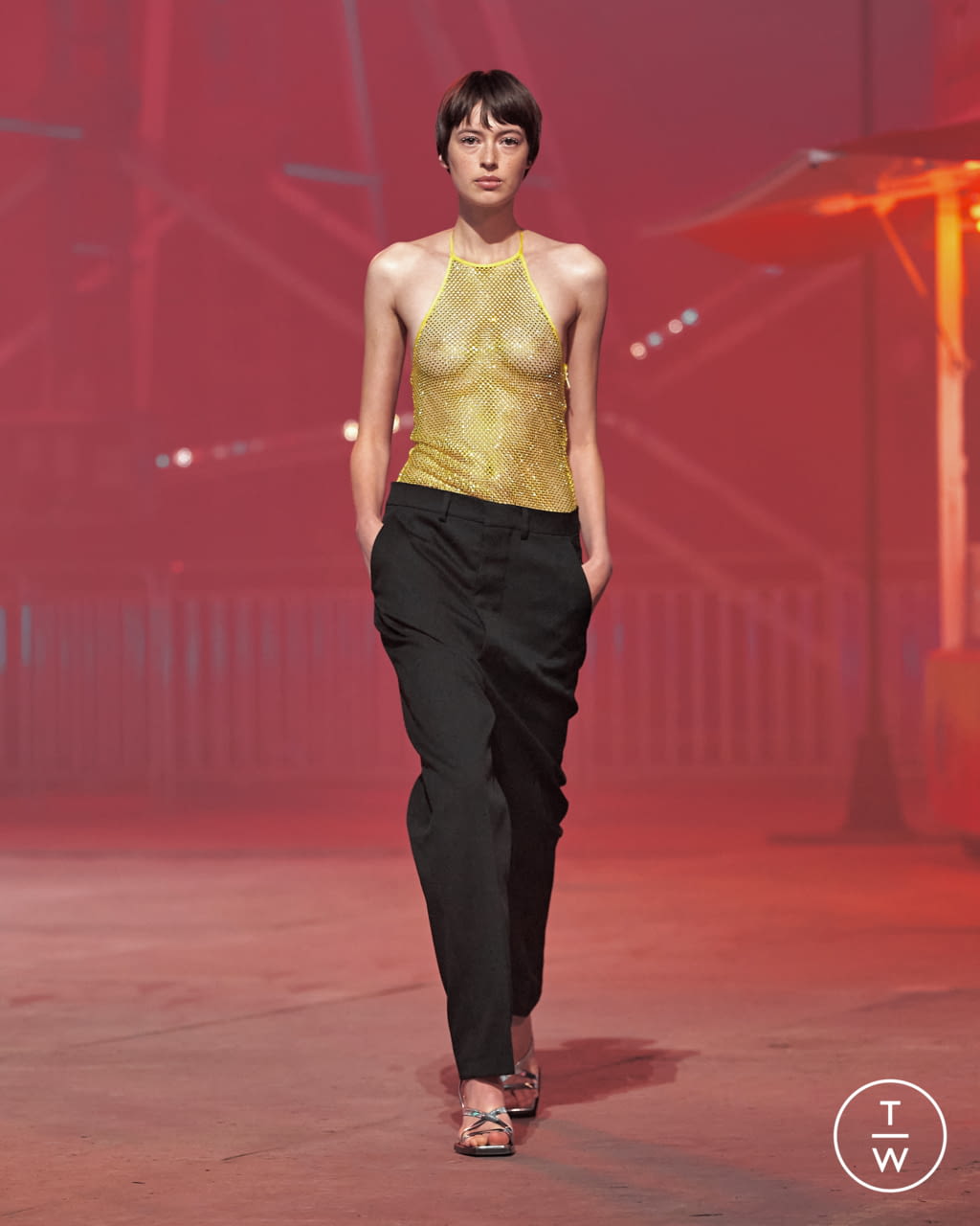Fashion Week Paris Spring/Summer 2022 look 17 from the Ami collection 女装