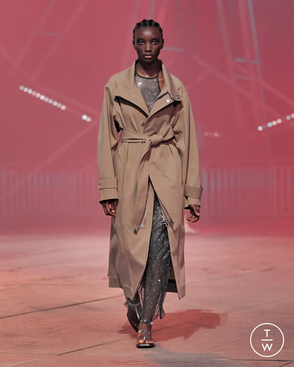 Fashion Week Paris Spring/Summer 2022 look 28 from the Ami collection 女装