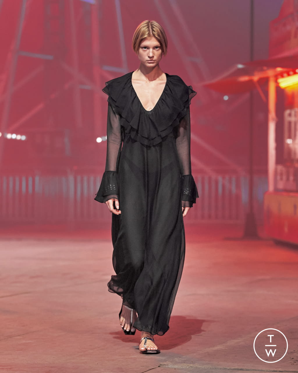 Fashion Week Paris Spring/Summer 2022 look 32 from the Ami collection womenswear