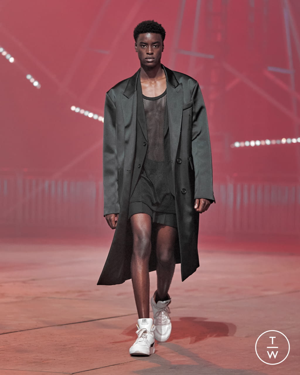 Fashion Week Paris Spring/Summer 2022 look 33 from the Ami collection womenswear